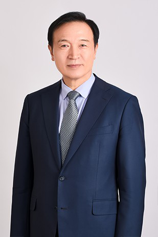 Superintendent of Gyeonggido Office of Education, Jae-jung Lee
