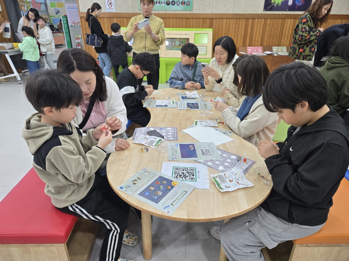 경기도교육청미래과학교육원, ‘과학으로 크는 어린이’어린이날 행사 운영3 이미지