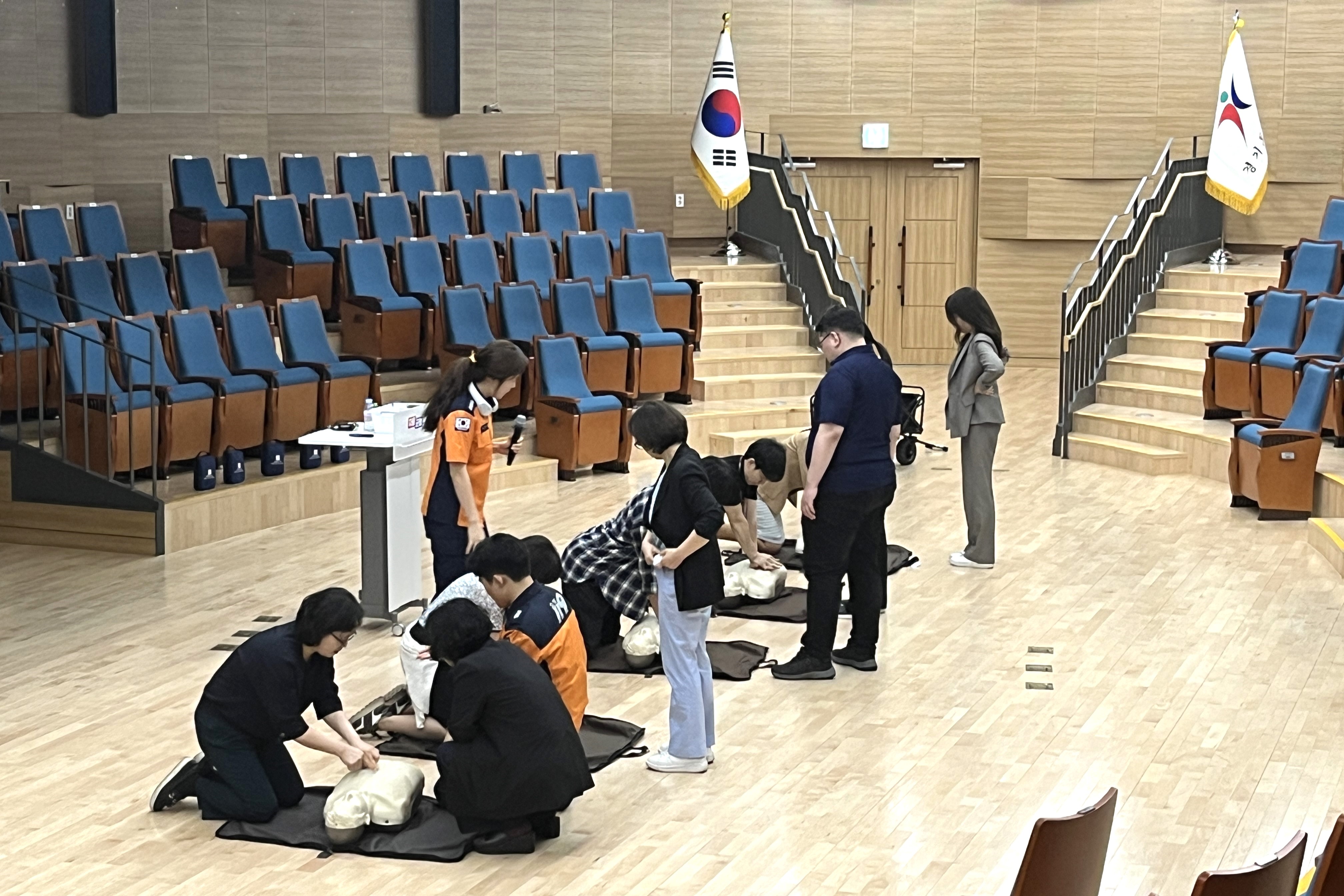 ‘생명을 살리는 4분의 기적을 배우다’  일대일 실습 중심 교육으로 위기 대처 능력 향상2 이미지