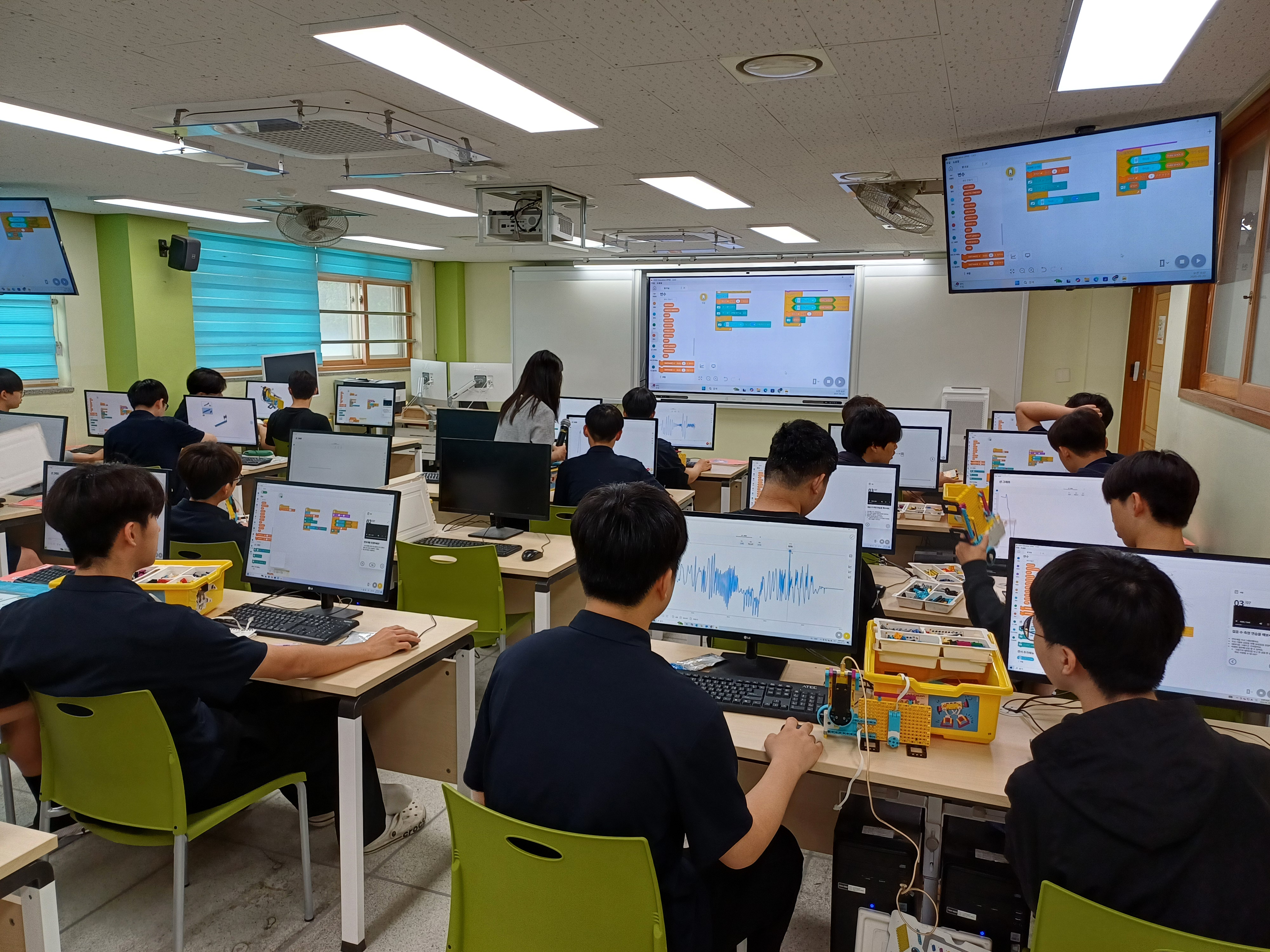 경기도교육청미래과학교육원,  학교의 자율적인 소프트웨어·인공지능 역량 성장 돕는다3 이미지
