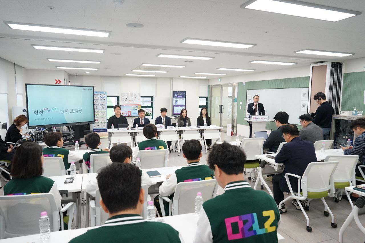 임태희 교육감, “경기공유학교, 학생의 배움을 넓히고, 지역에 새로운 생명을 불어넣어”10 이미지