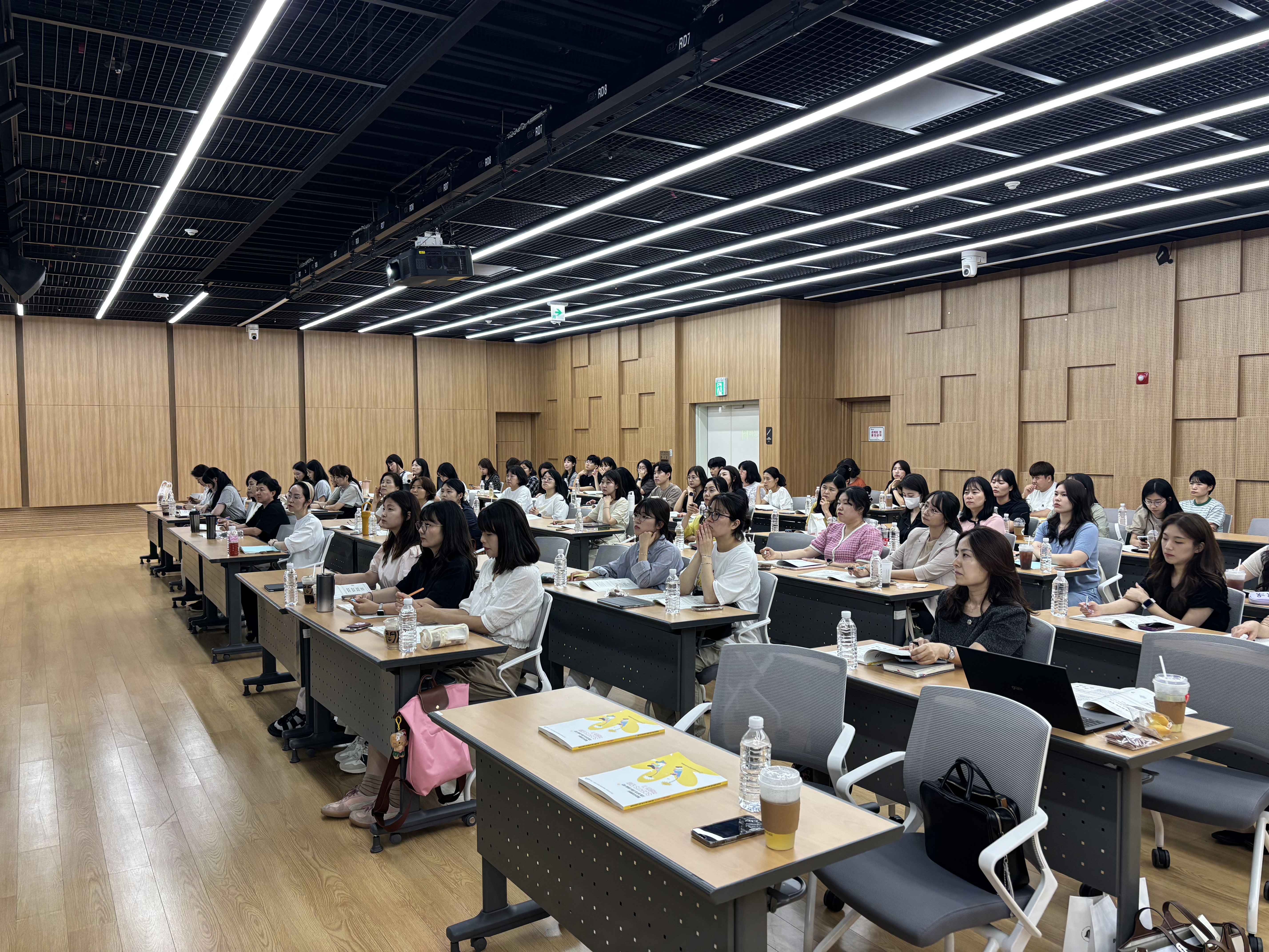“현장에 스며드는 SCERTS, 수원에서 문을 열다” 수원교육지원청, SCERTS 교사 연수 전국 첫 현장 적용3 이미지