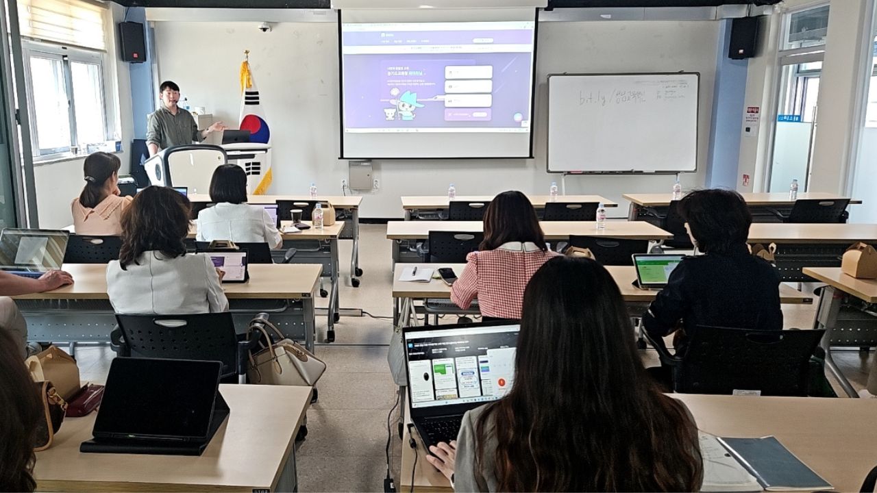 AI기반 맞춤형 교육의 새로운 지평을 열다 !  성남 초등 교감 하이러닝 및 AIDT 활용 역량 강화 연수 진행2 이미지