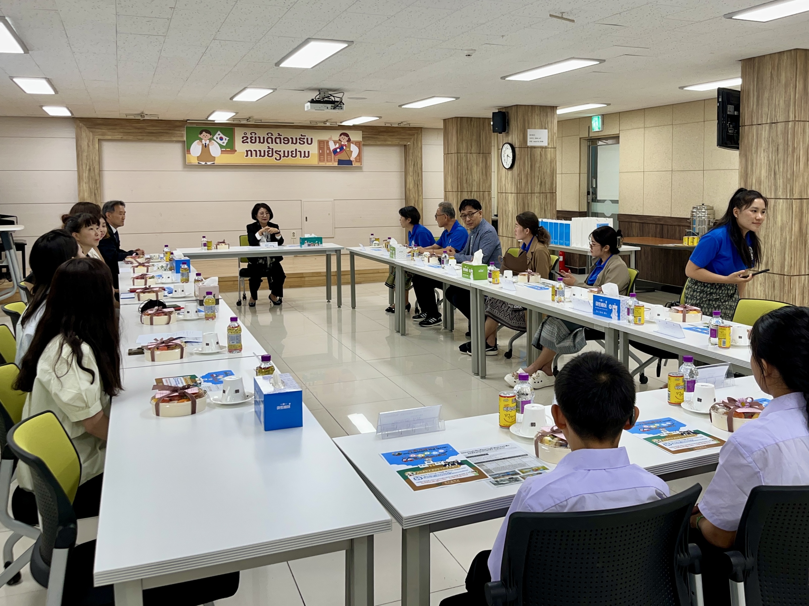 의정부교육지원청, 라오스 농아센터 복합특수학급 견학 초청2 이미지
