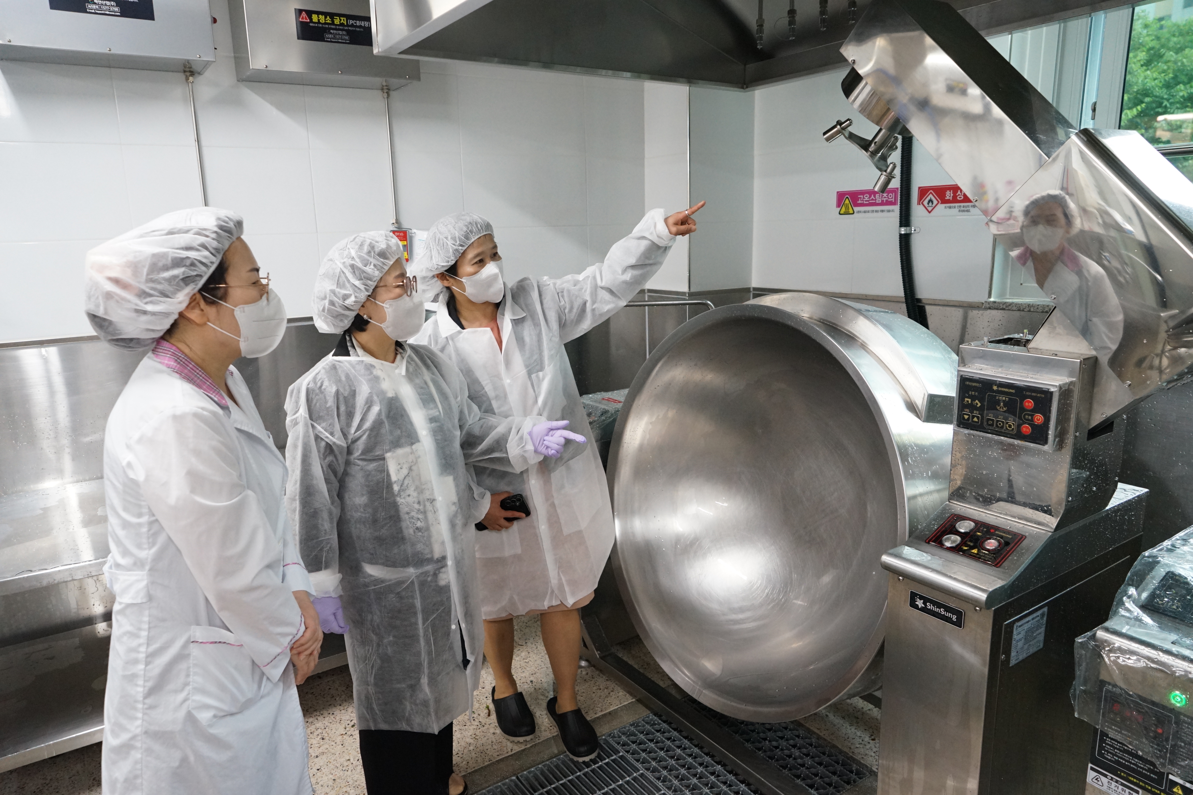 의정부교육지원청, 자율선택급식 운영교 현장 방문 및 특별점검 2 이미지