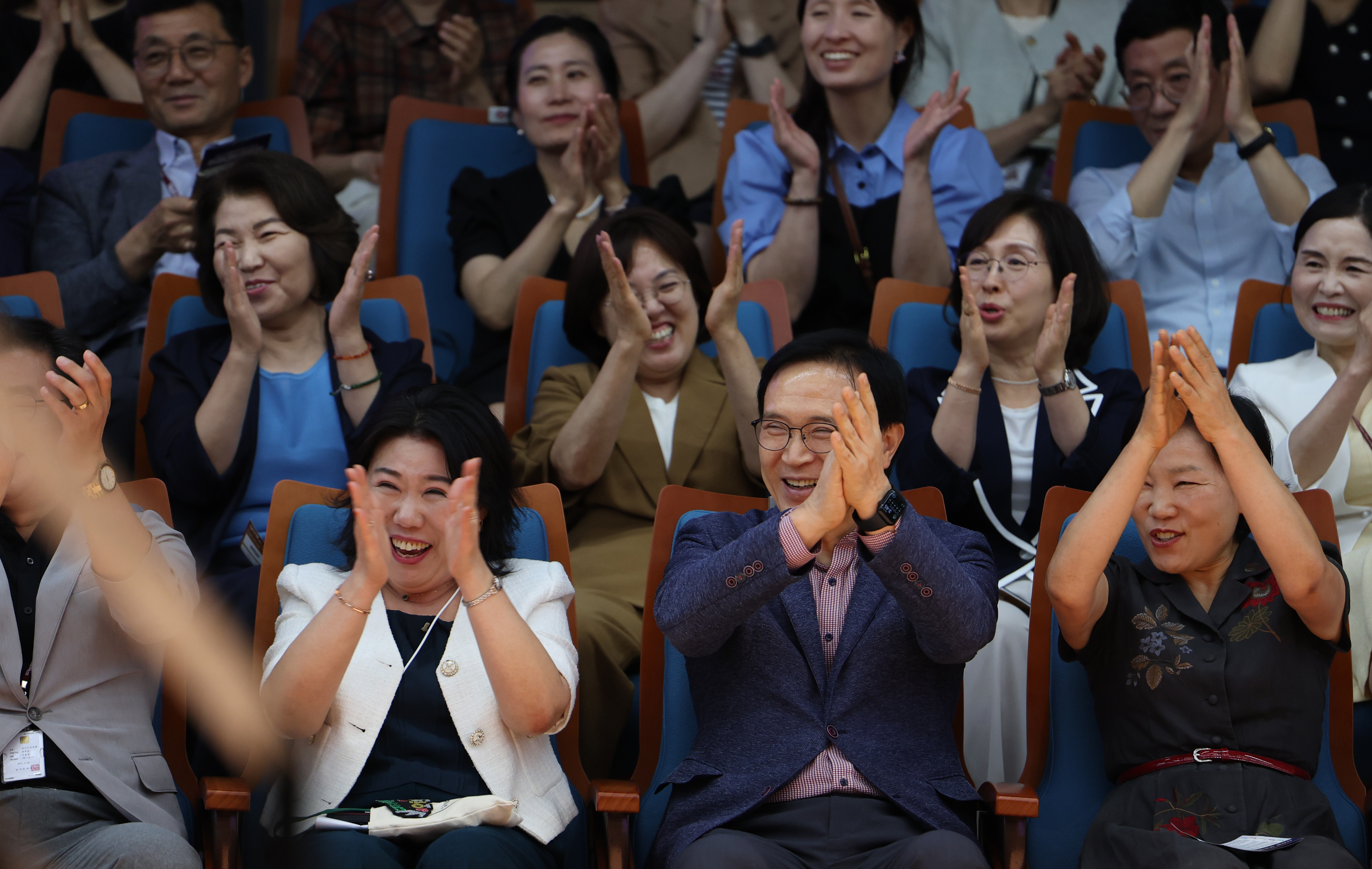 임태희 교육감, “미래 교육은 현장 교사가 만들어, 자긍심 갖고 변화의 역할 해주길 ”10 이미지
