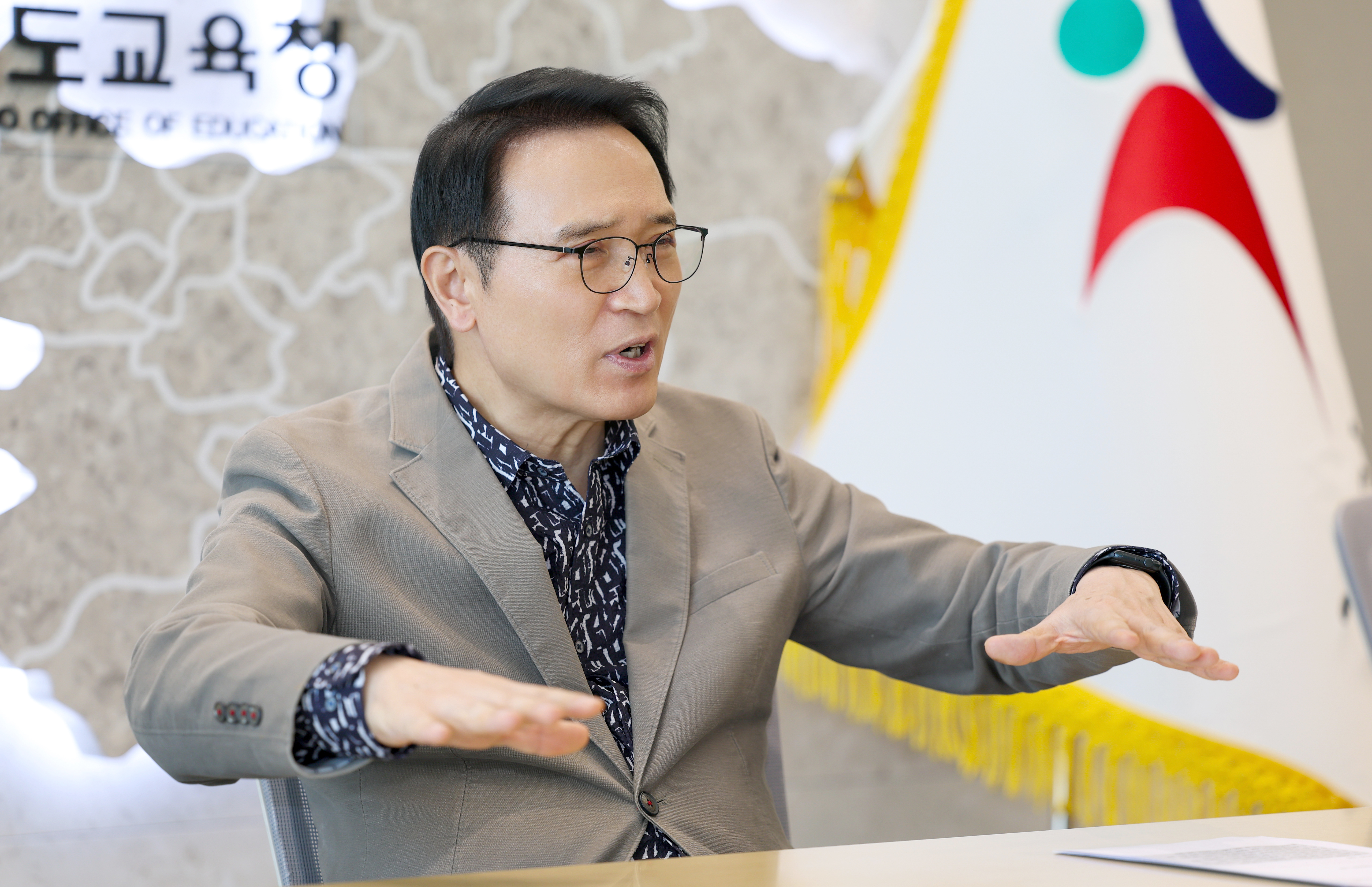 범죄 피해 교직원의 2차 피해 막는다!  변호사 선임 비용 전국 최초 지원 추진2 이미지