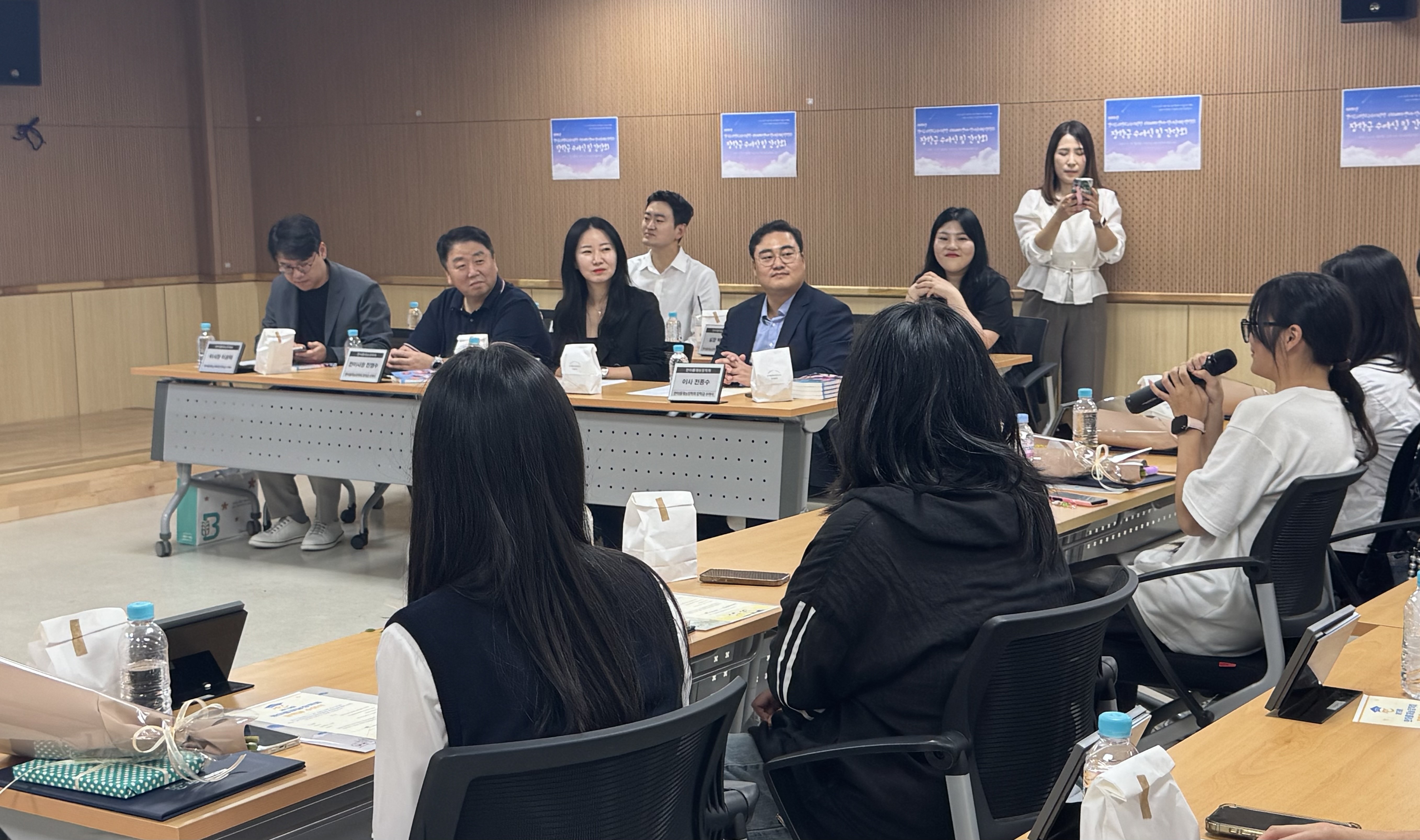 의정부교육지원청 위(Wee)센터, 청소년의 재능 지원을 위한 한아름재능장학회 장학생 간담회 및 장학금 수여식 진행  4 이미지