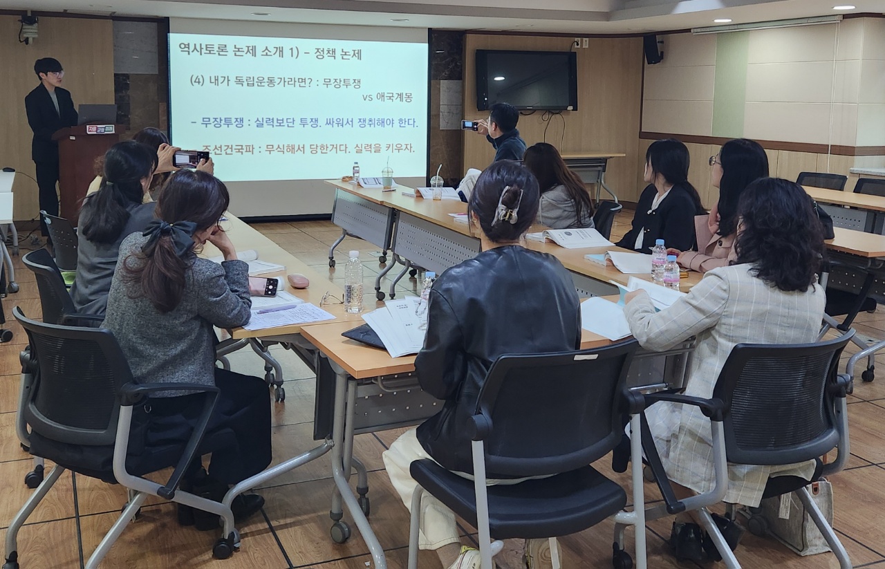 의정부교육지원청,  “질문하고 탐구하며 성장하다, 2025 의정부 수업나눔한마당 열려”2 이미지