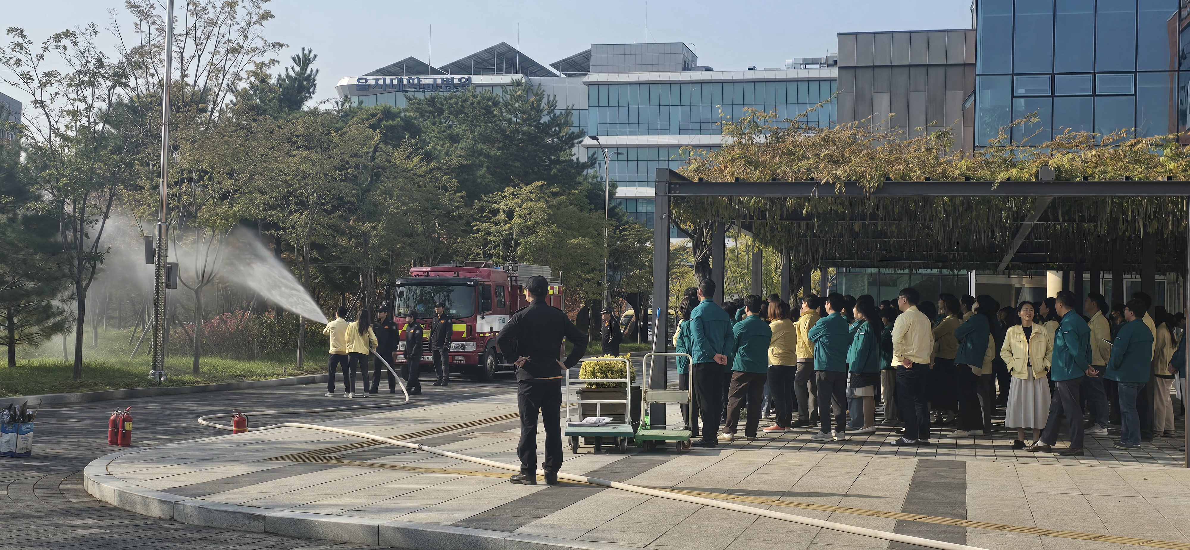 경기도교육청, 2025년 합동 소방훈련으로 북부청사 화재 초기대응 능력 강화4 이미지