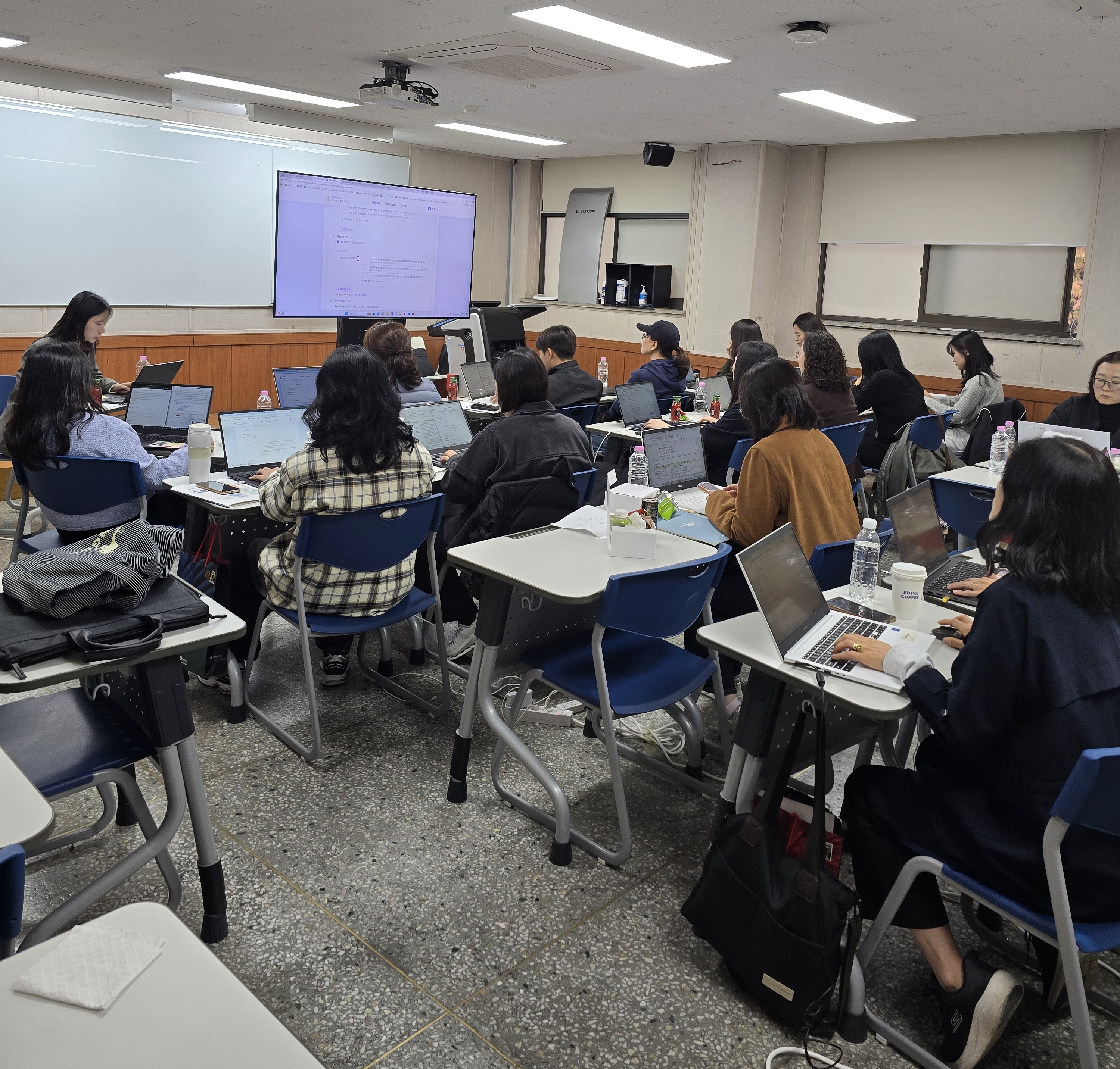 ‘중등 미래형 학생평가 실행연수’ 운영으로 수행평가 재구조화 방안의 첫발 내딛다2 이미지