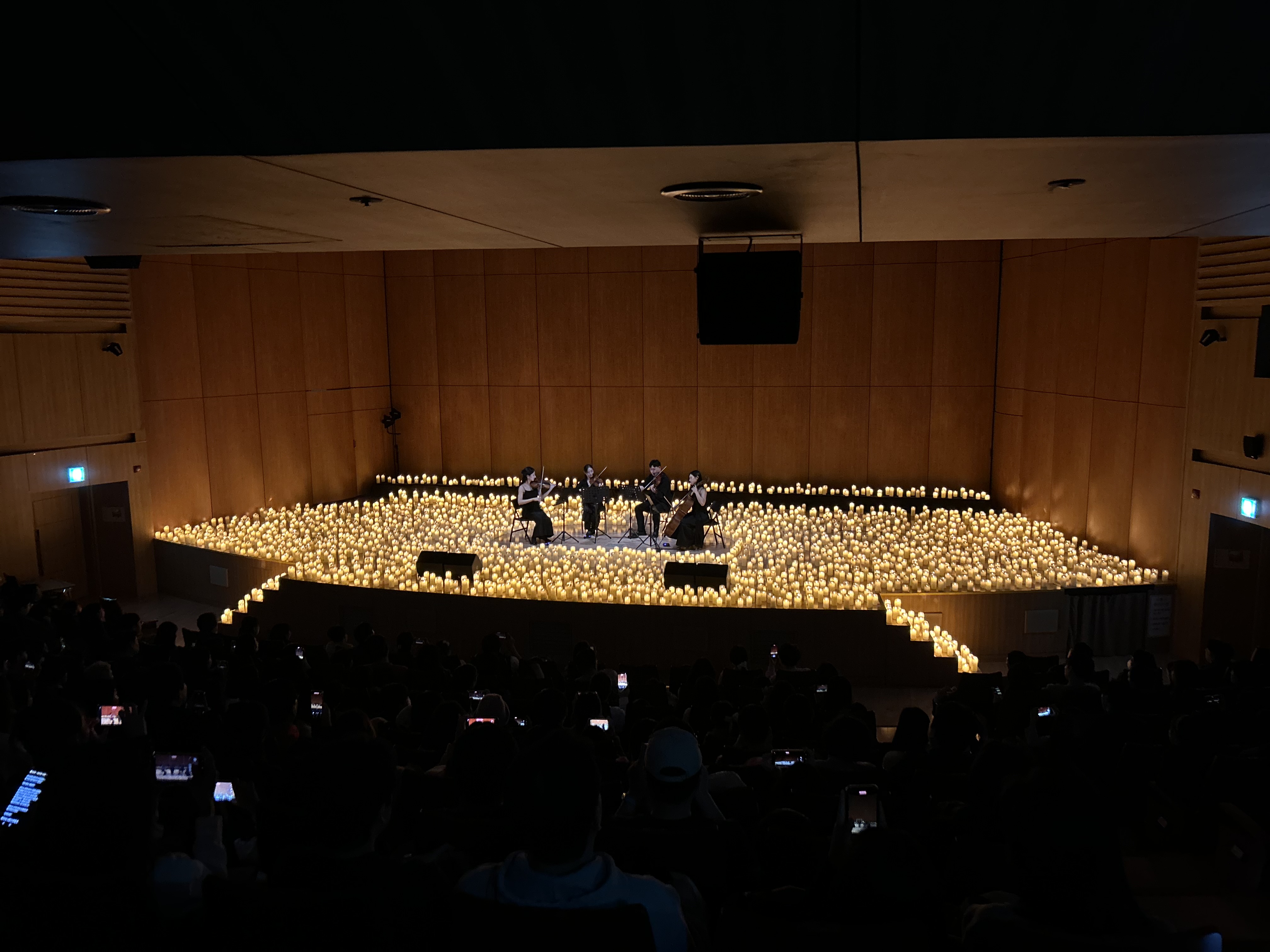 수천 개의 불빛으로 빛나는 경기교육 경기교육가족과 함께하는 ‘캔들라이트 콘서트’ 개최3 이미지
