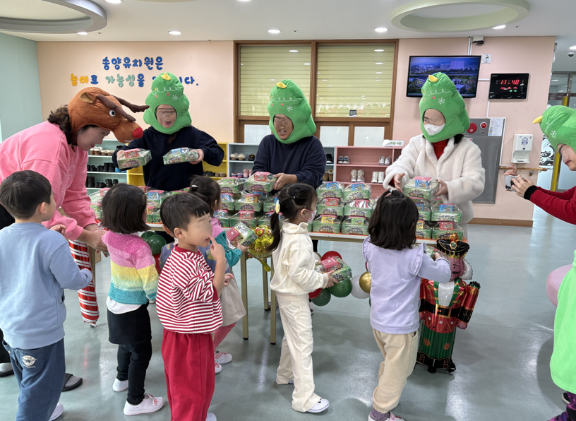 의정부 송양유치원, 학부모회와 함께 하는 겨울 축제 1 이미지