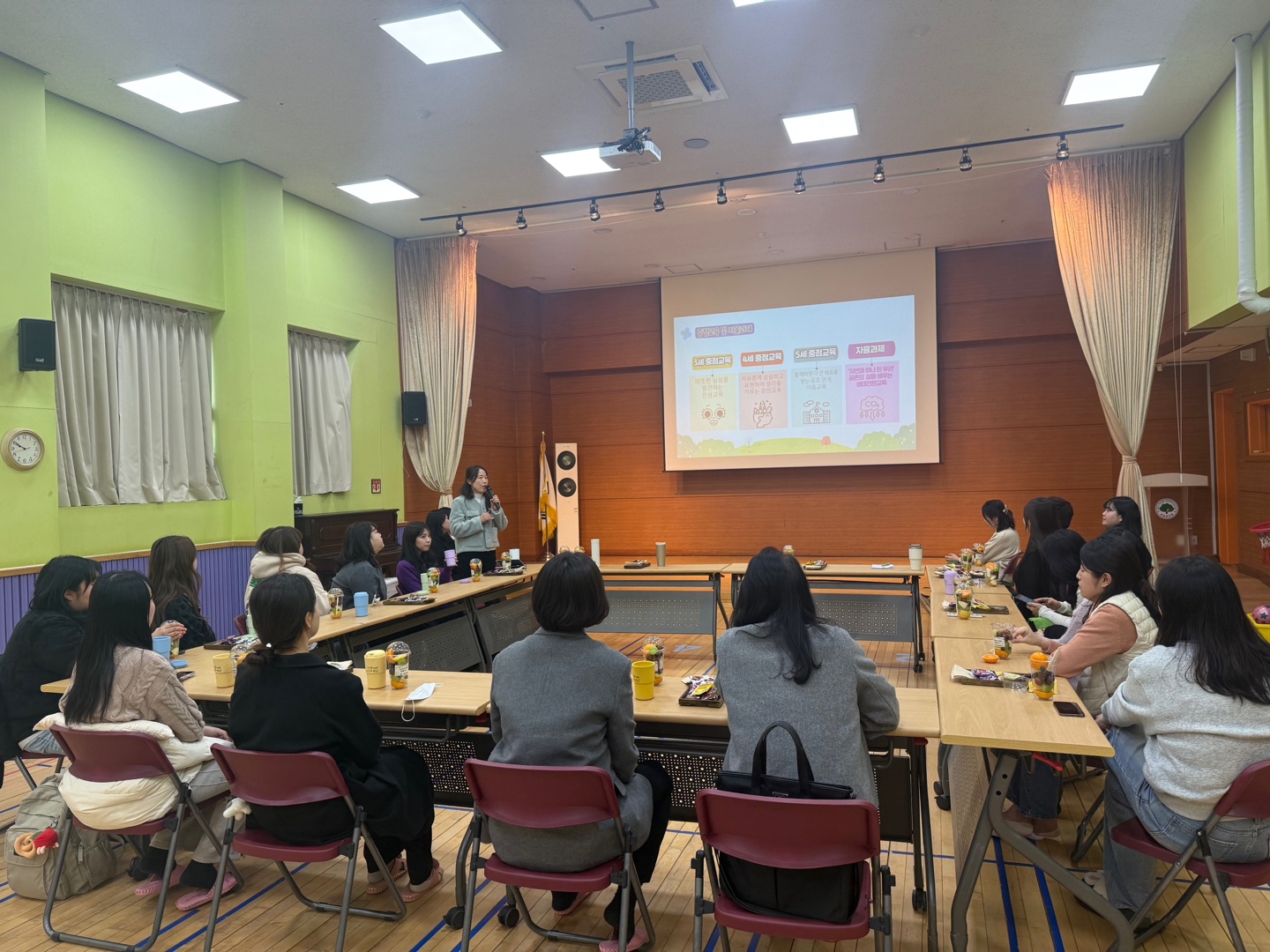  호암유치원, 유·보 이음교육 강화를 위한   경기도북부청사어린이집 교사 초청 상호교류 실시2 이미지
