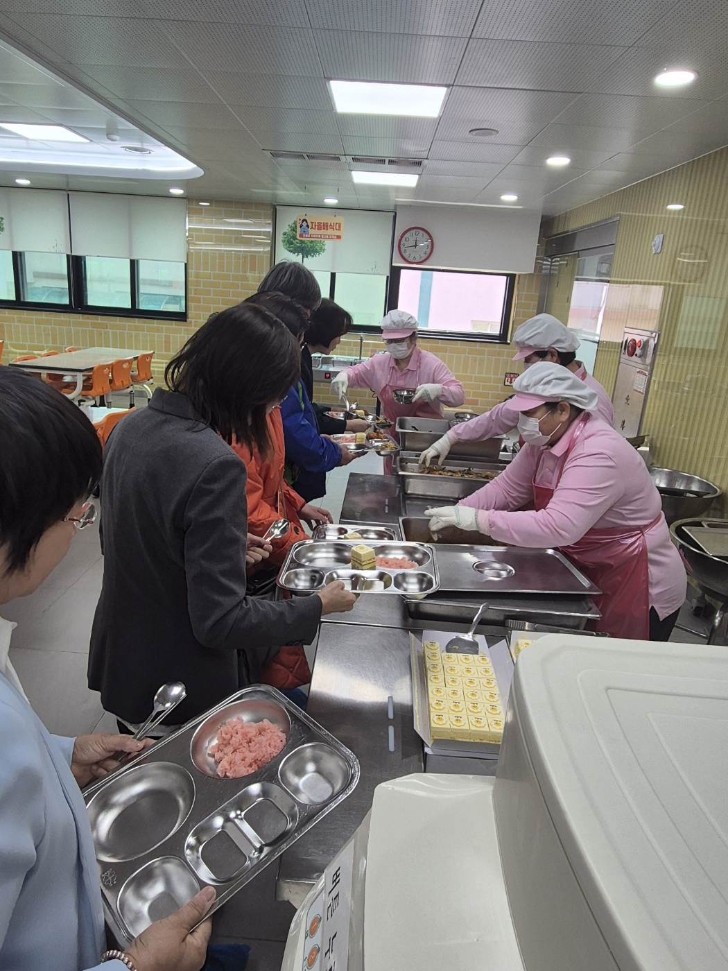 갈담초등학교 자율선택급식, 일본 방문단에 우수 사례로 소개3 이미지