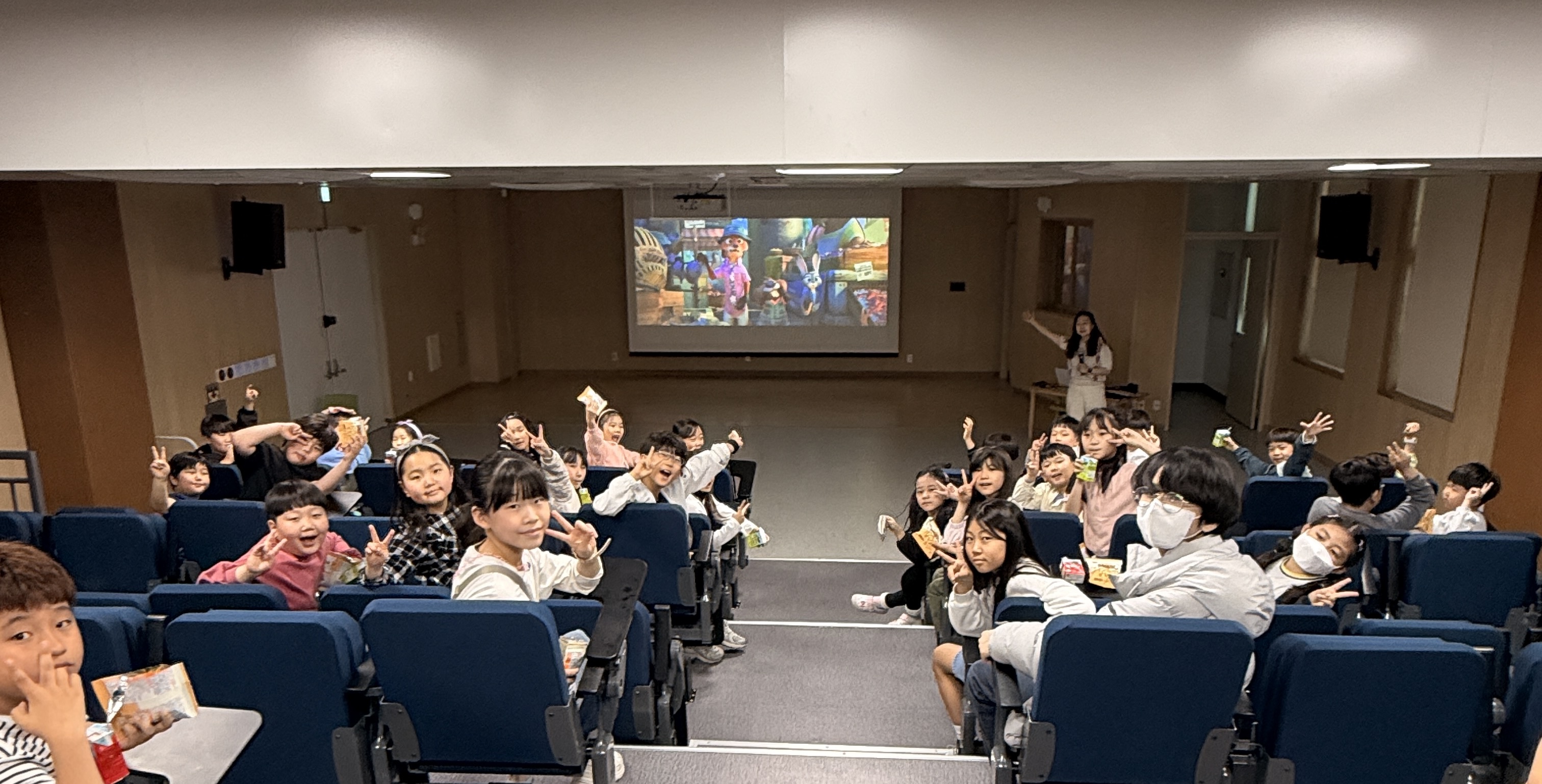 고덕함박초 ‘도란터’ ‘말(馬) 많은 도서관’책놀이터로 떠나요!4 이미지