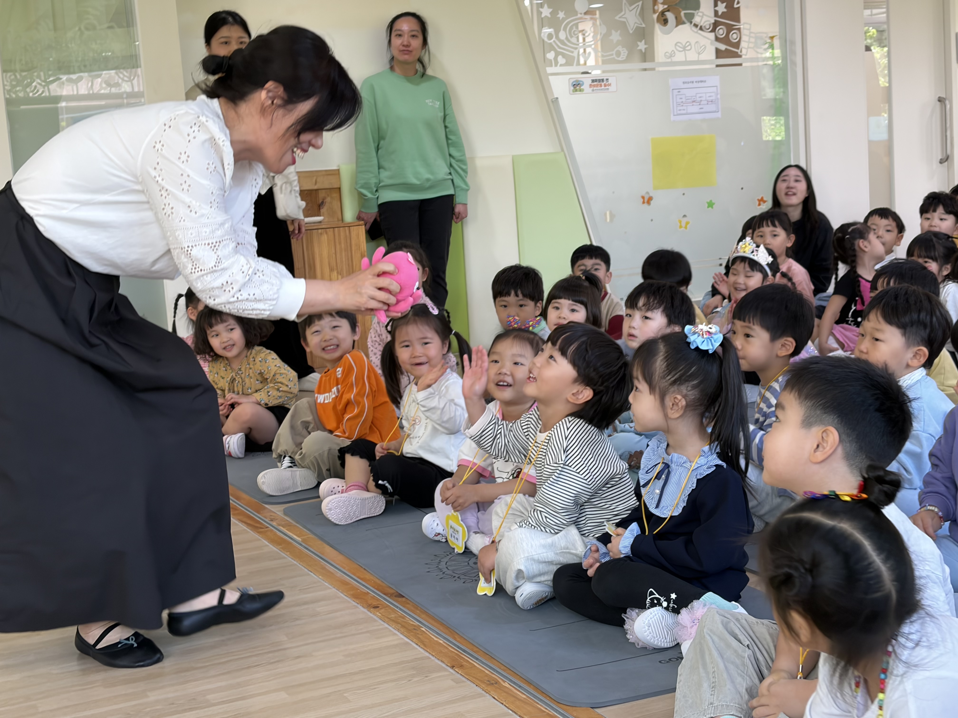 그림책 속으로 풍덩! 노래와 이야기로 만나는 특별한 하루2 이미지