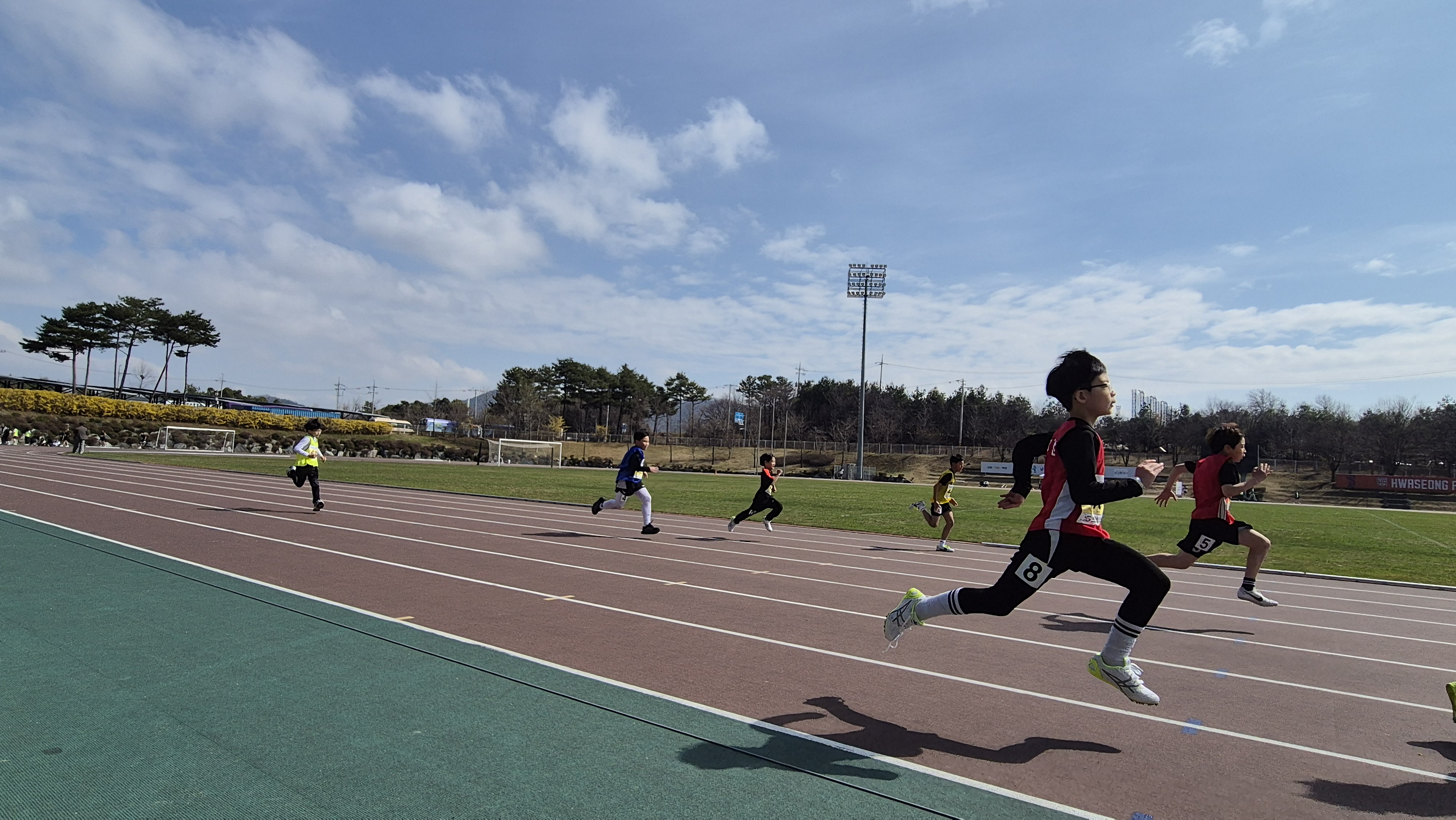 화성오산교육지원청, 2026 화성오산 교육장배 육상대회 개최1 이미지