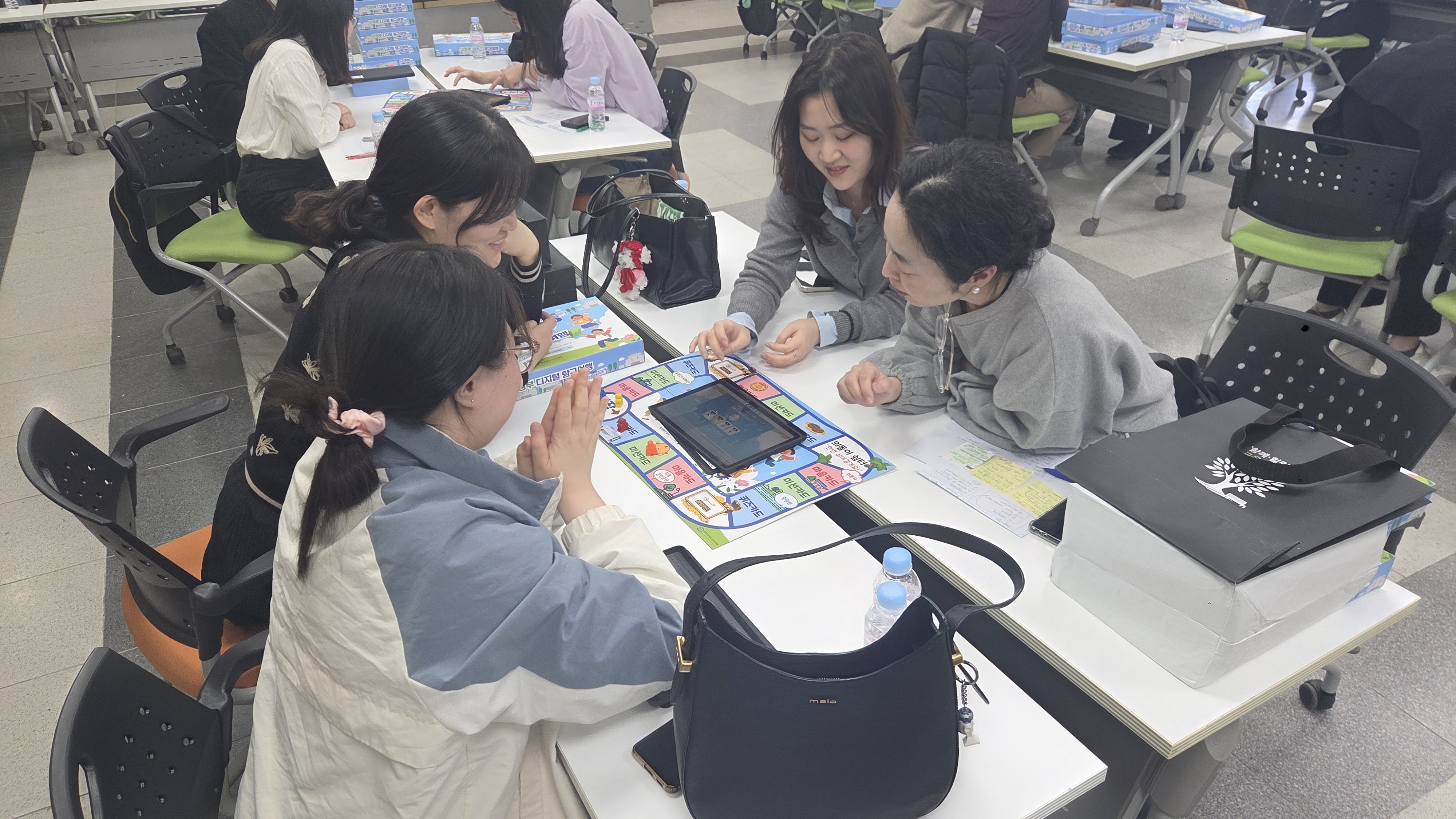 국내 최초 디지털+아날로그의 하이브리드형 지역교육 보드게임, 초등「의정부 디지털 탐구여행」개발 및 보급3 이미지