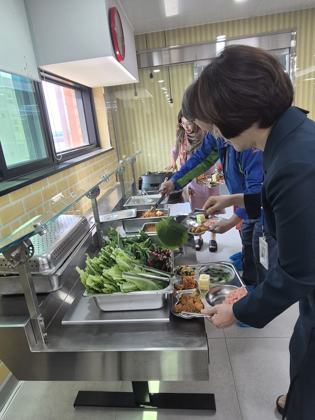 갈담초등학교 자율선택급식, 일본 방문단에 우수 사례로 소개4 이미지