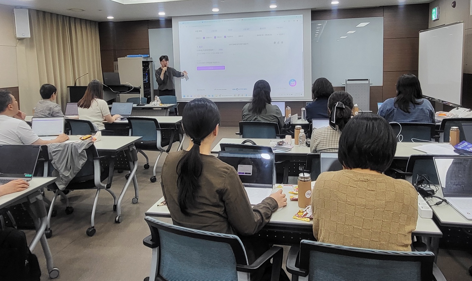 하이러닝 첫걸음 함께하기 평택교육지원청, 디지털 기반 수업 역량강화 연수 운영4 이미지