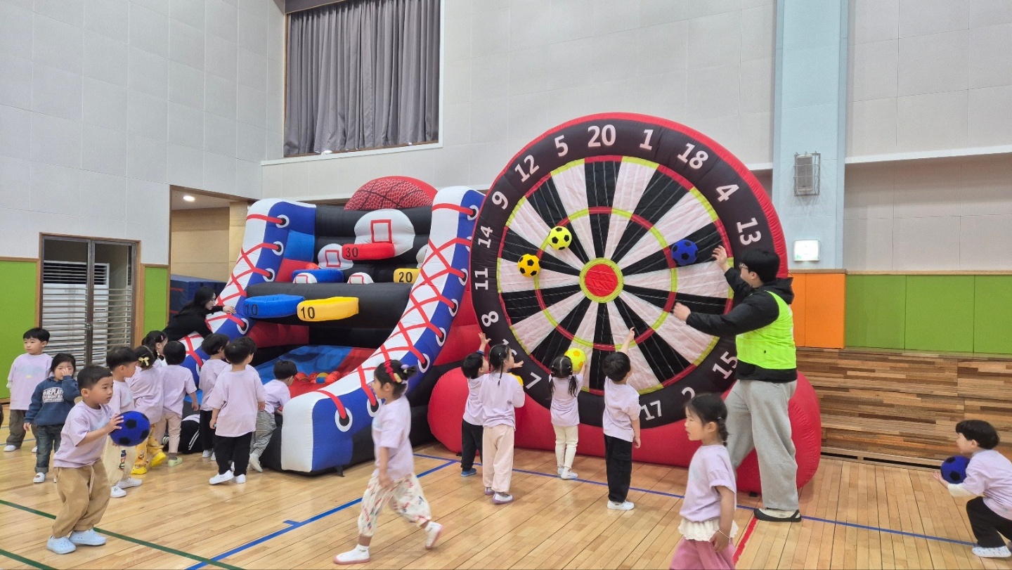 고덕초등학교병설유치원, 다함께 무지개빛 놀이동산 행사 개최2 이미지