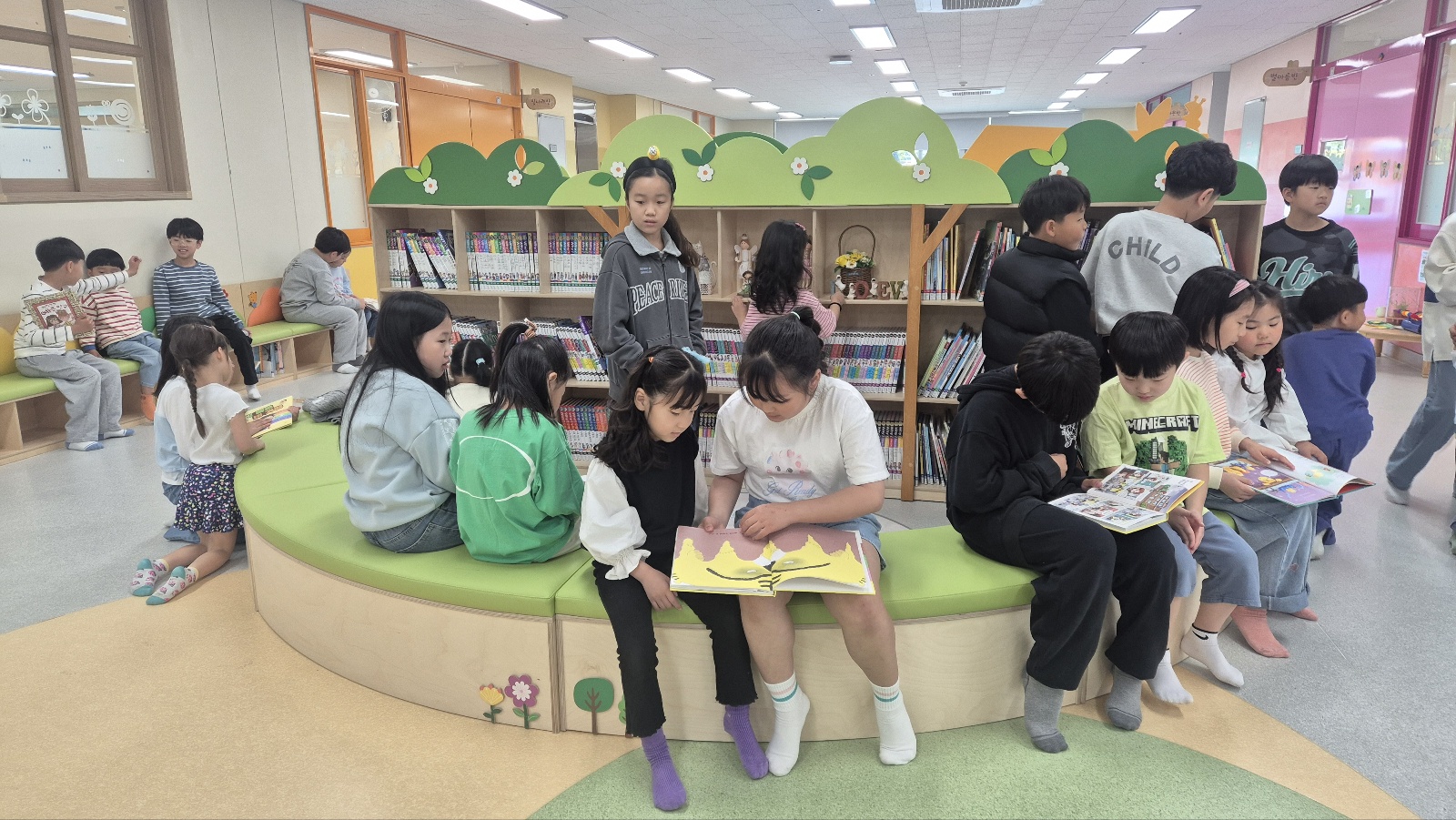 평택고덕초등학교병설유치원, 유 ․ 초이음  “책으로 잇는 우리”프로그램 운영4 이미지