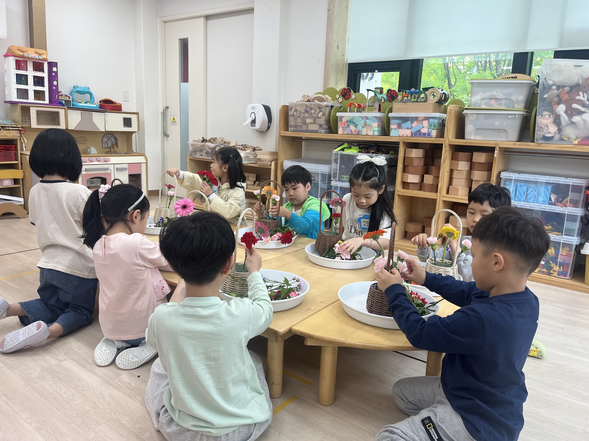 청북유치원, 고마운 마음을 꽃으로 전해요! 어버이날 맞이 원예체험놀이2 이미지