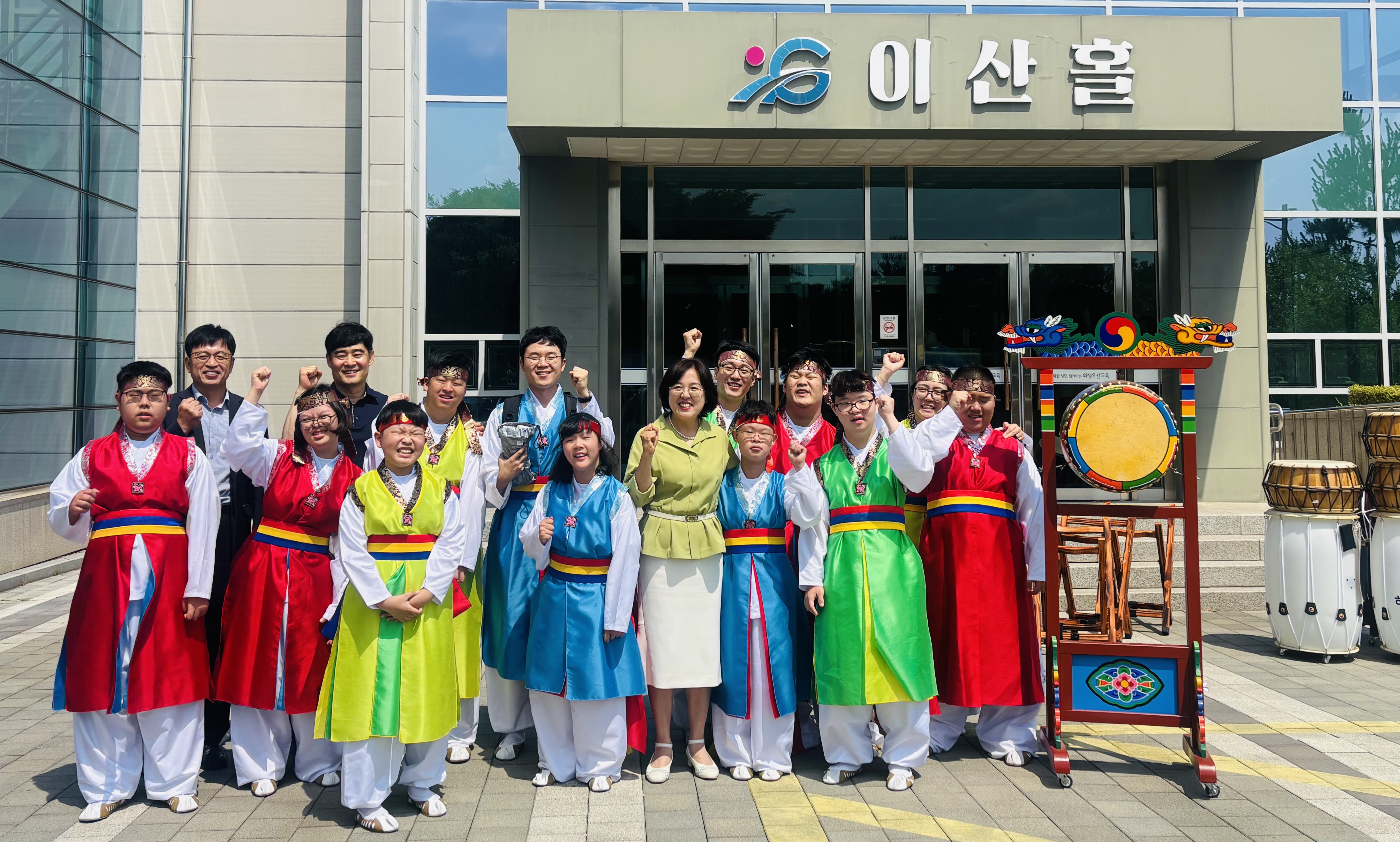 화성오산교육지원청, 해원학교 ‘신난타’팀 공연 통한 장애 이해와 포용문화 확산2 이미지