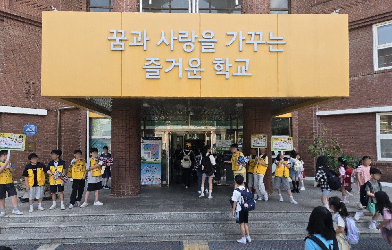 안말초, ‘뮤지컬로 배우는 금연의 가치’3 이미지