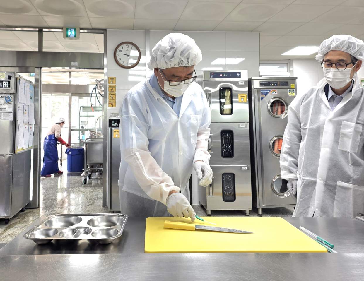 경기도안성교육지원청, 안전하고 건강한 학교급식을 위한 ‘특별 위생점검’ 실시3 이미지
