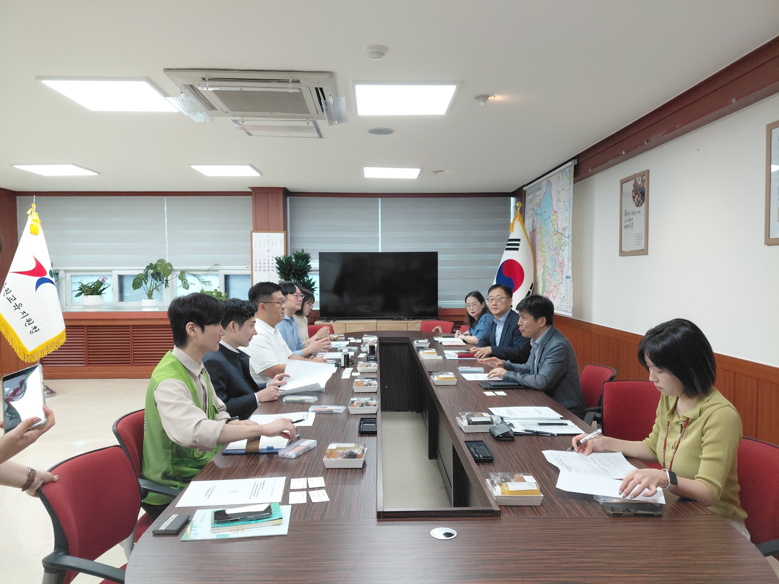 수원교육지원청, 희망조약돌,자비스앤빌런즈 삼쩜삼과 취약계층 학생 위한 ‘뮤지컬 금융·세무교실’공동추진4 이미지