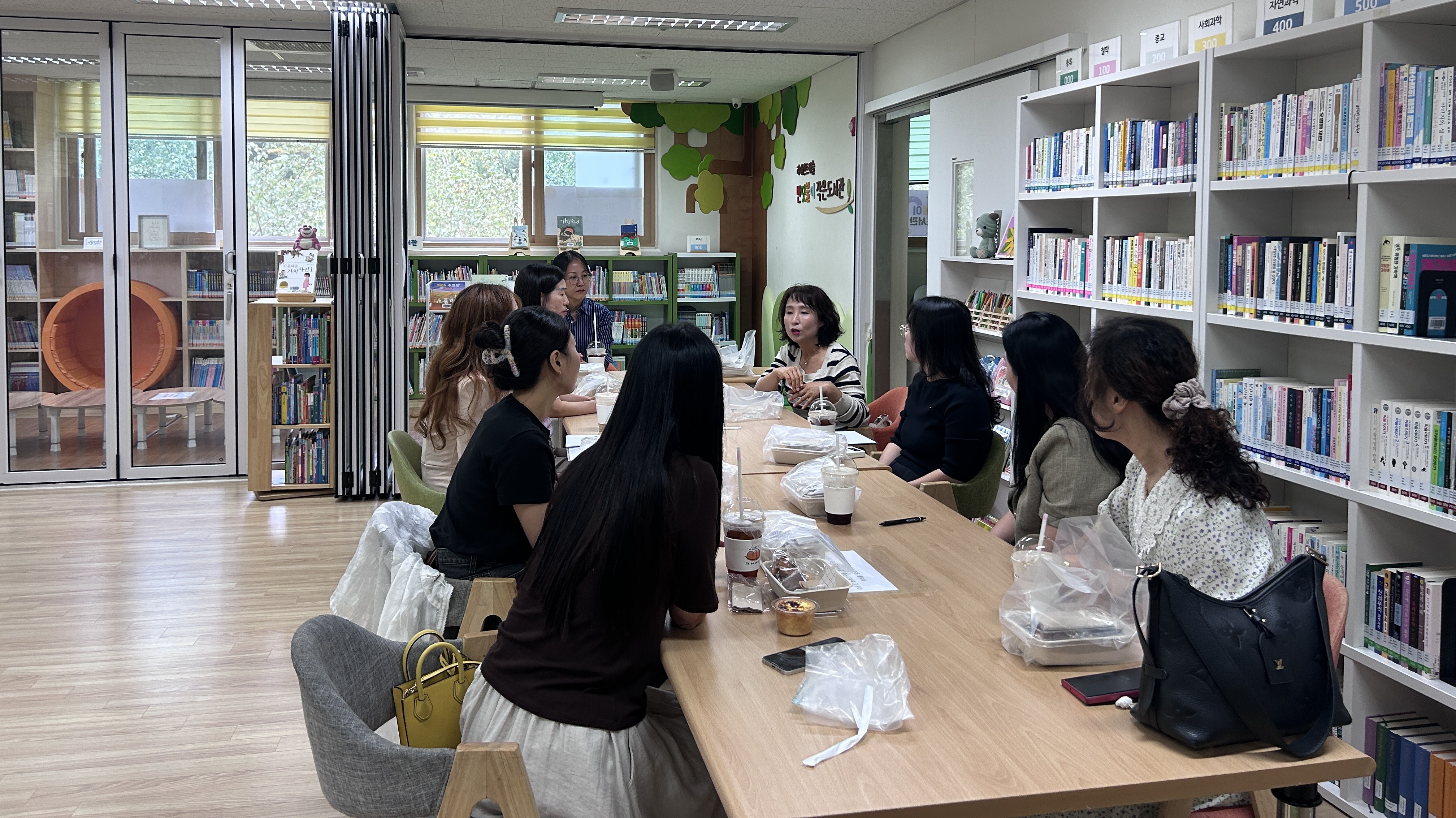 의정부교육지원청, 현장단위 초등돌봄·교육 협의회 열고 현장 소통 강화2 이미지