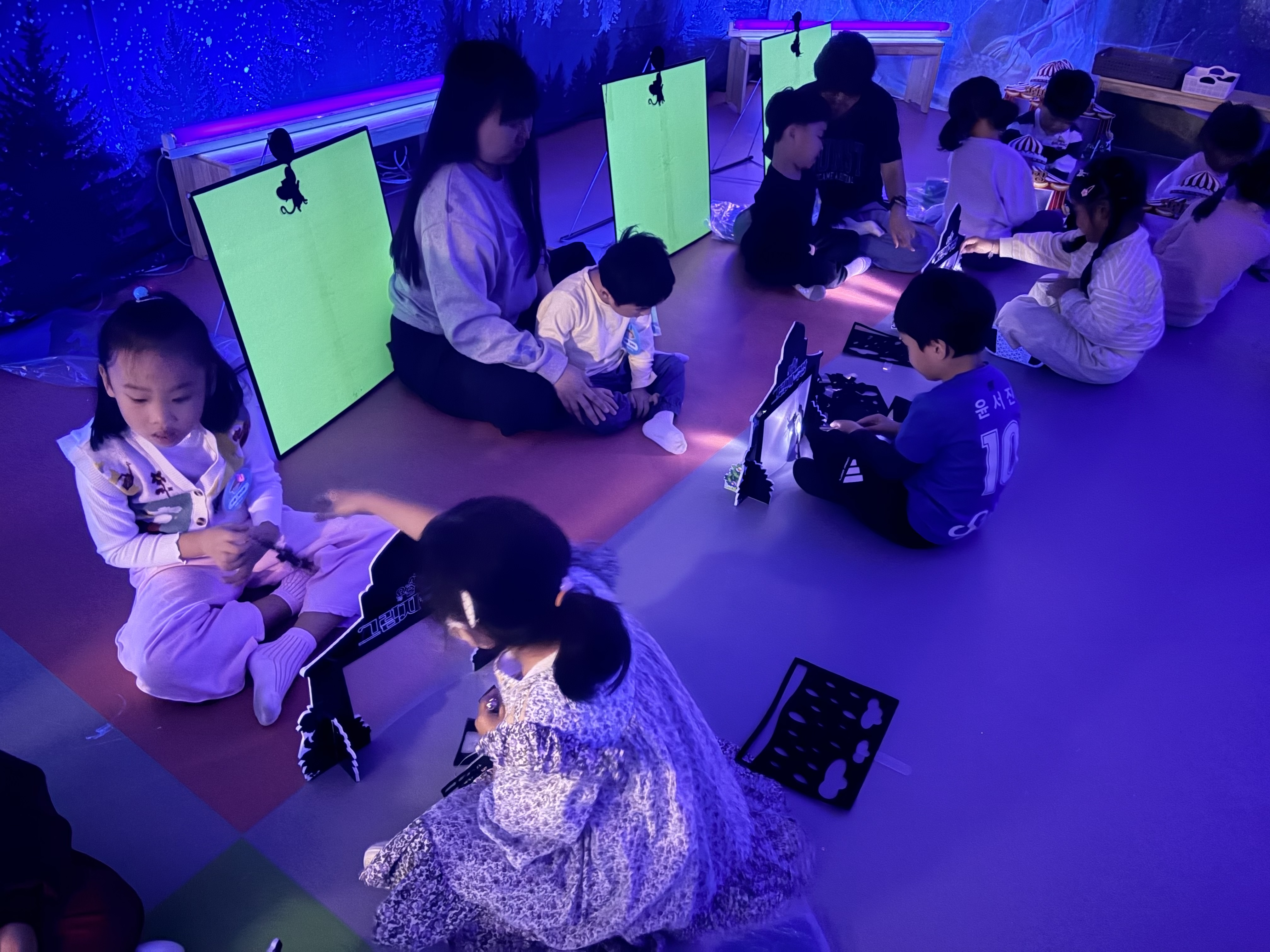 경의유치원, [학교 간 벽을 넘어 빛 체험 놀이] 운영2 이미지