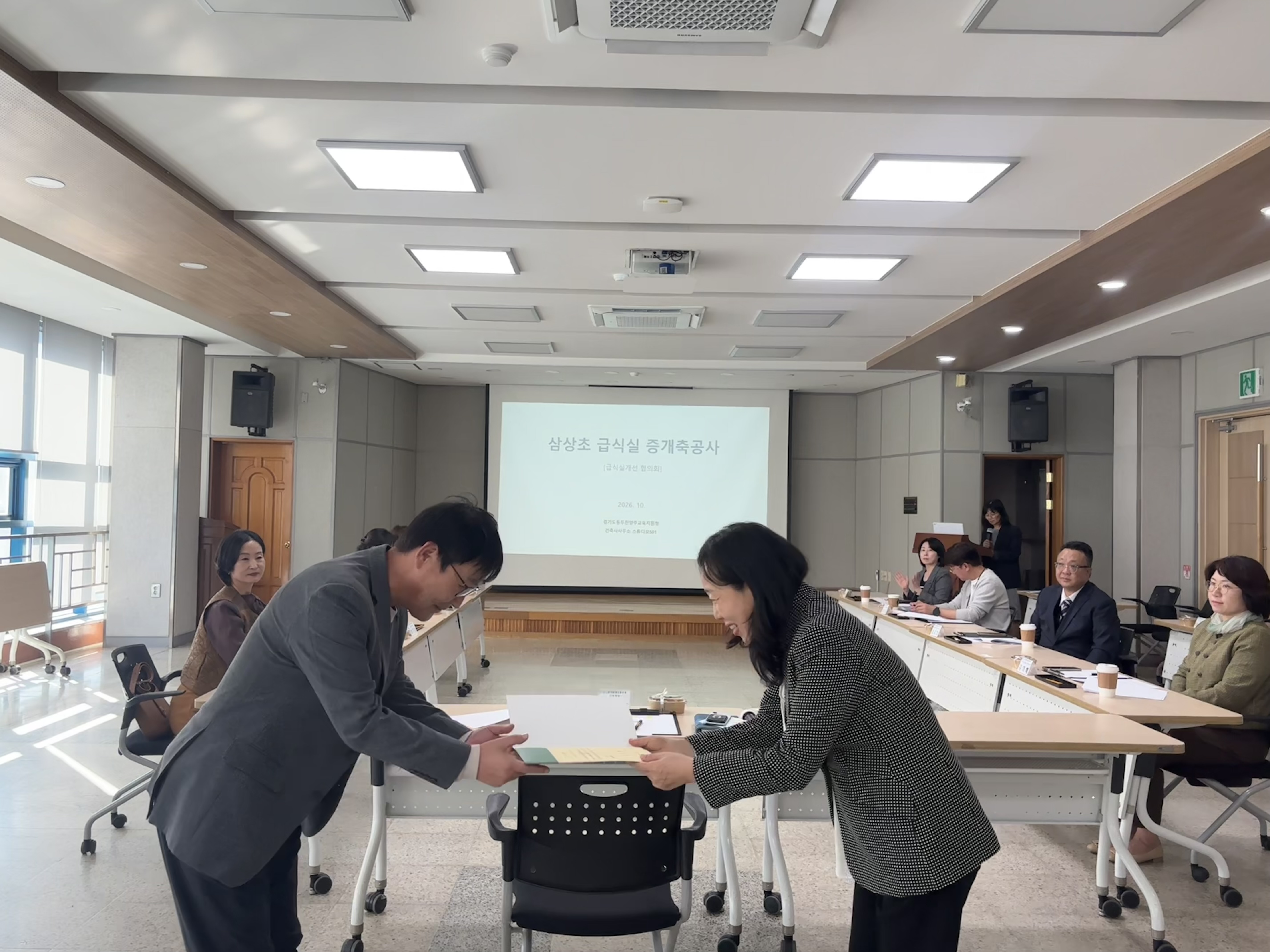 동두천양주교육지원청, 안전하고 쾌적한 급식환경 조성을 위한 ‘급식실 개선협의회’ 개최3 이미지