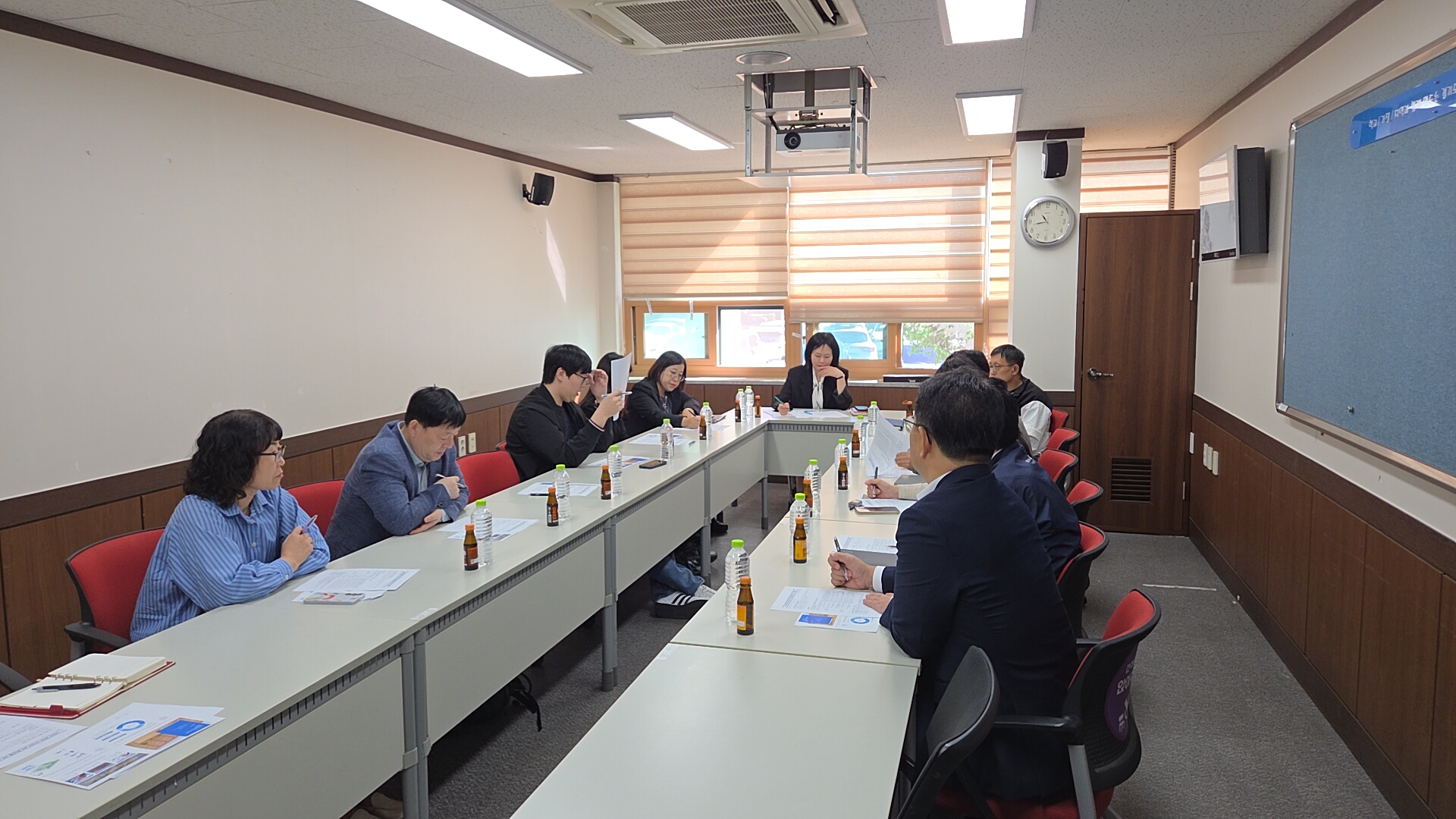수원교육지원청, 시설개방 활성화를 위한 체육관 무인경비시스템 운영 내용 공유 및 개선방안 논의3 이미지