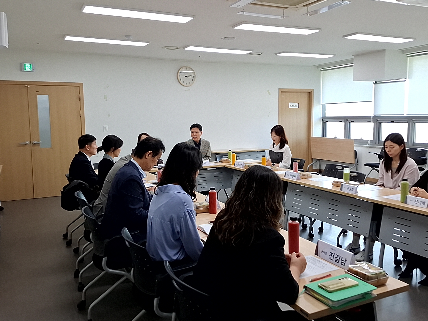 평택교육지원청, ‘벽깨기’로 학교 담장 넘어 함께하는 예술교육 추진 「2026 학교문화예술교육 지원협의회」 개최5 이미지
