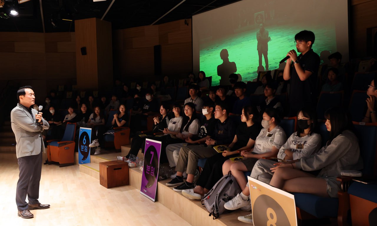 임태희 교육감 “학생인권, 모두를 위한 균형에 책임 부여한 것”4 이미지