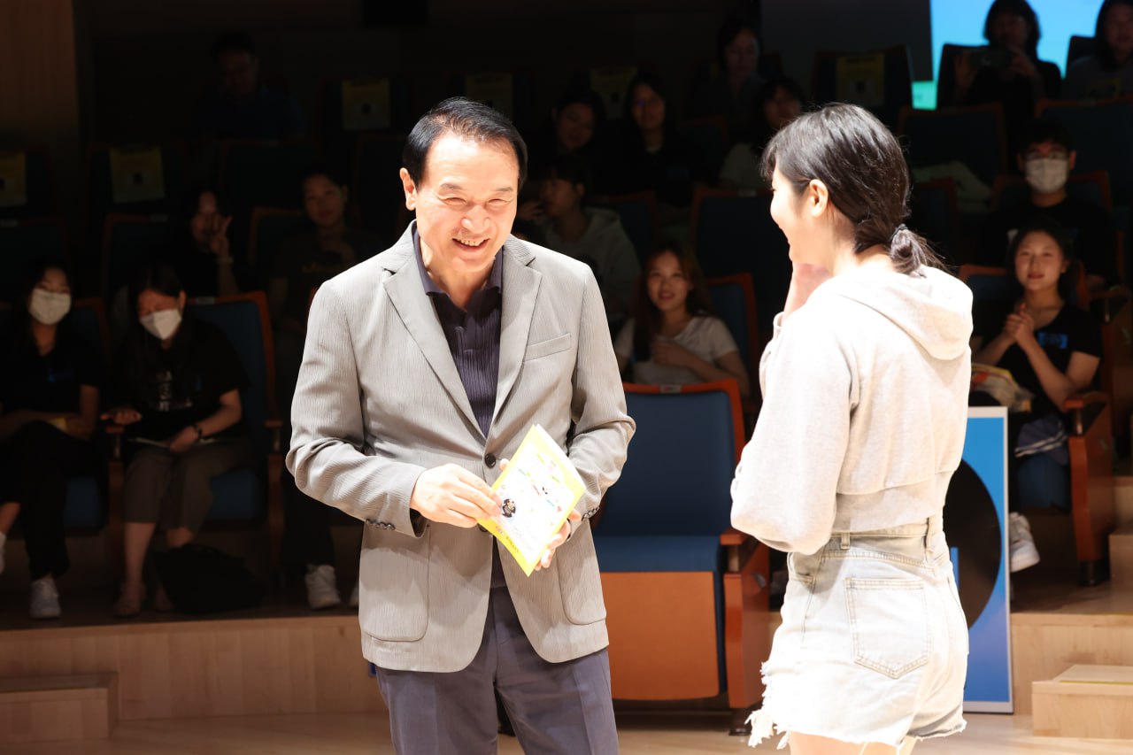 임태희 교육감 “학생인권, 모두를 위한 균형에 책임 부여한 것”9 이미지