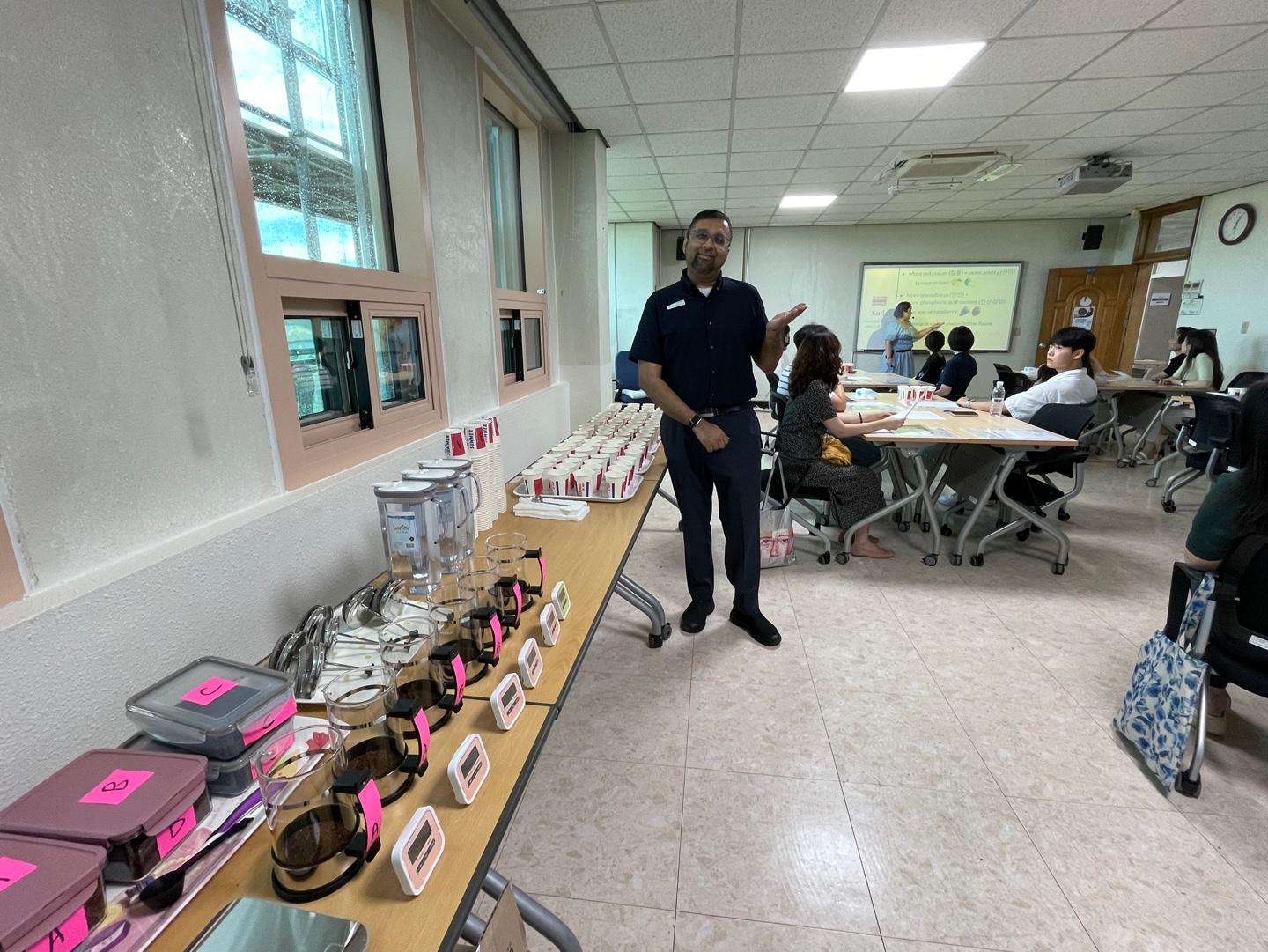 경기도국제교육원, 공무원 대상 '영어직무연수' 3년만에 대면 진행1 이미지