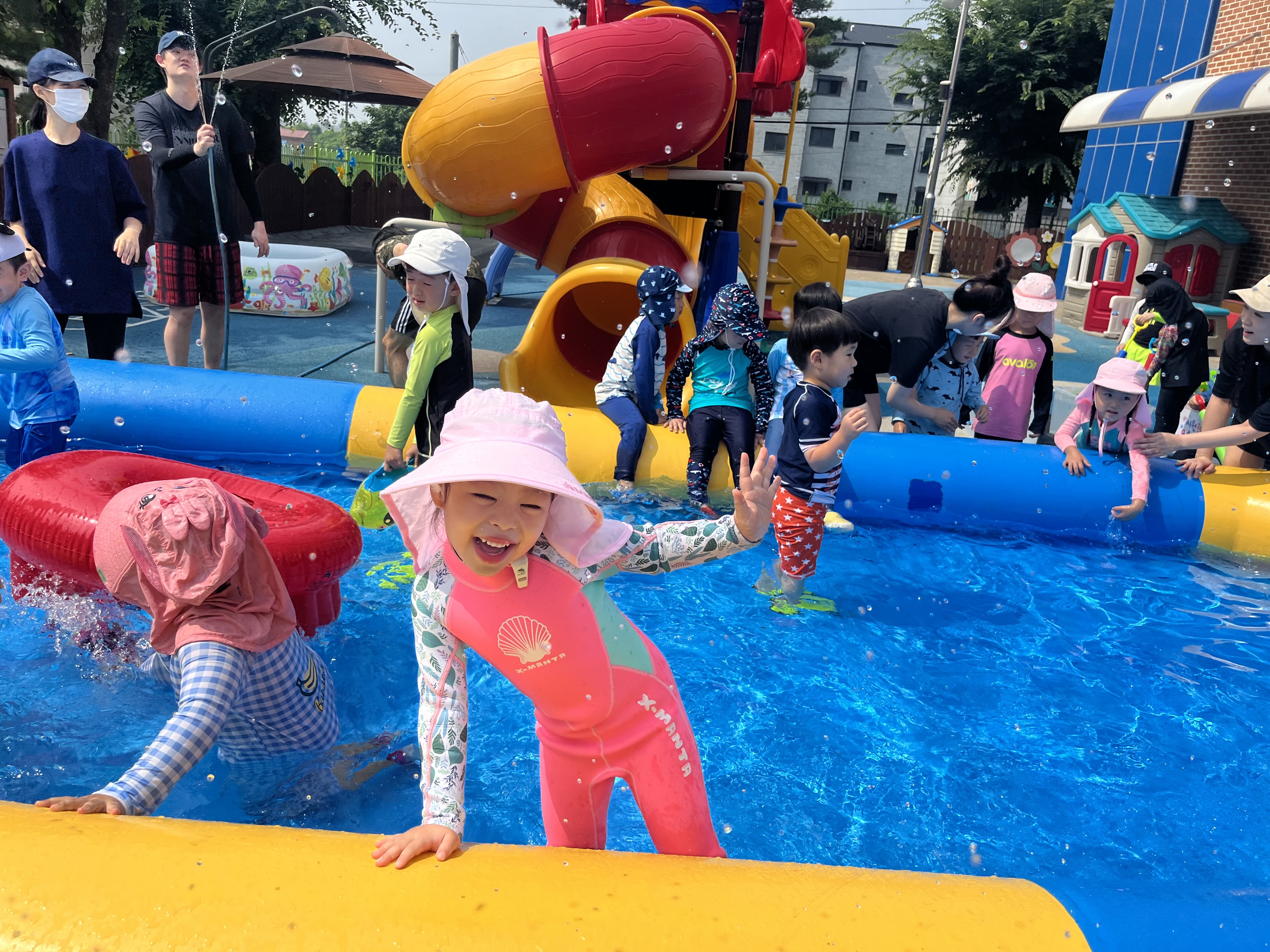 포천 추산유치원 원내 물놀이 체험1 이미지