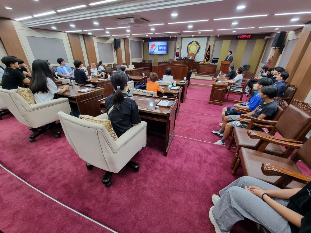 포천청소년교육의회, 포천시의회 탐방2 이미지