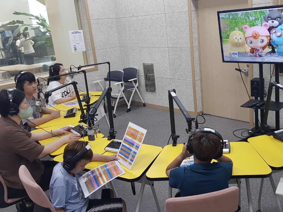 의정부교육지원청,  장애학생-비장애형제자매 미디어체험 프로그램 운영3 이미지