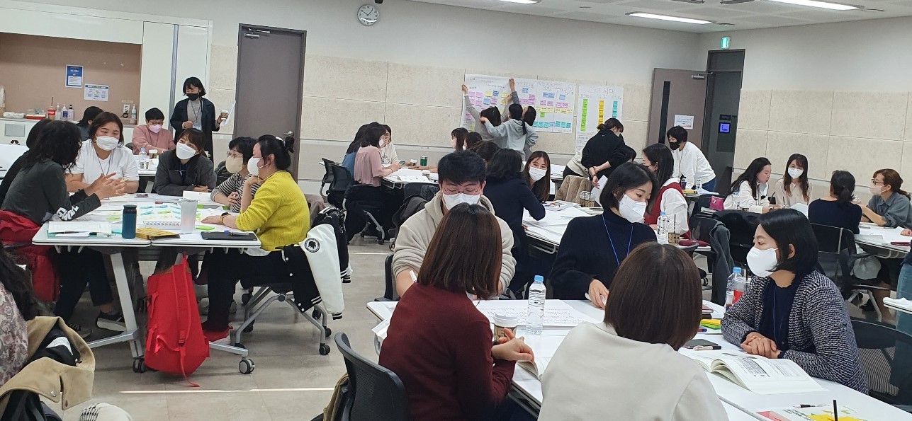 교과교사와 사서교사, 함께 독서교육 협력수업 확대한다3 이미지