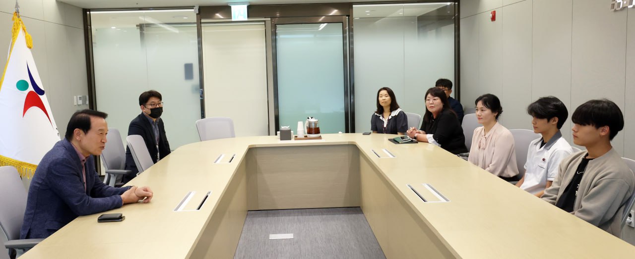 임태희 교육감, “배려와 희생의 마음, 큰 귀감 돼”2 이미지