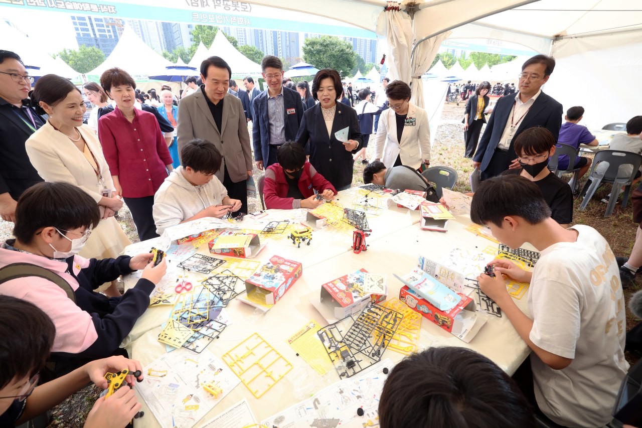 임태희 교육감, “자신의 꿈을 발견하고 미래의 나를 찾아가는 소중한 시간 되길”2 이미지