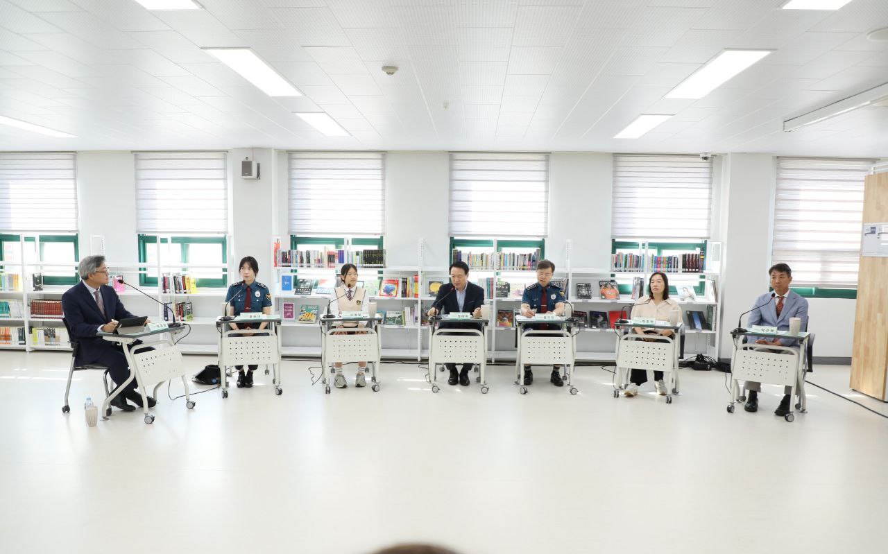 경기도교육청-경기남부경찰청 학교폭력 예방 위한 교육공동체 공감 토의 개최10 이미지