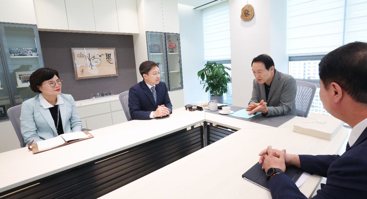 임태희 교육감 '병역 프로그램 제공, 학생 성장에 기회 되길'1 이미지