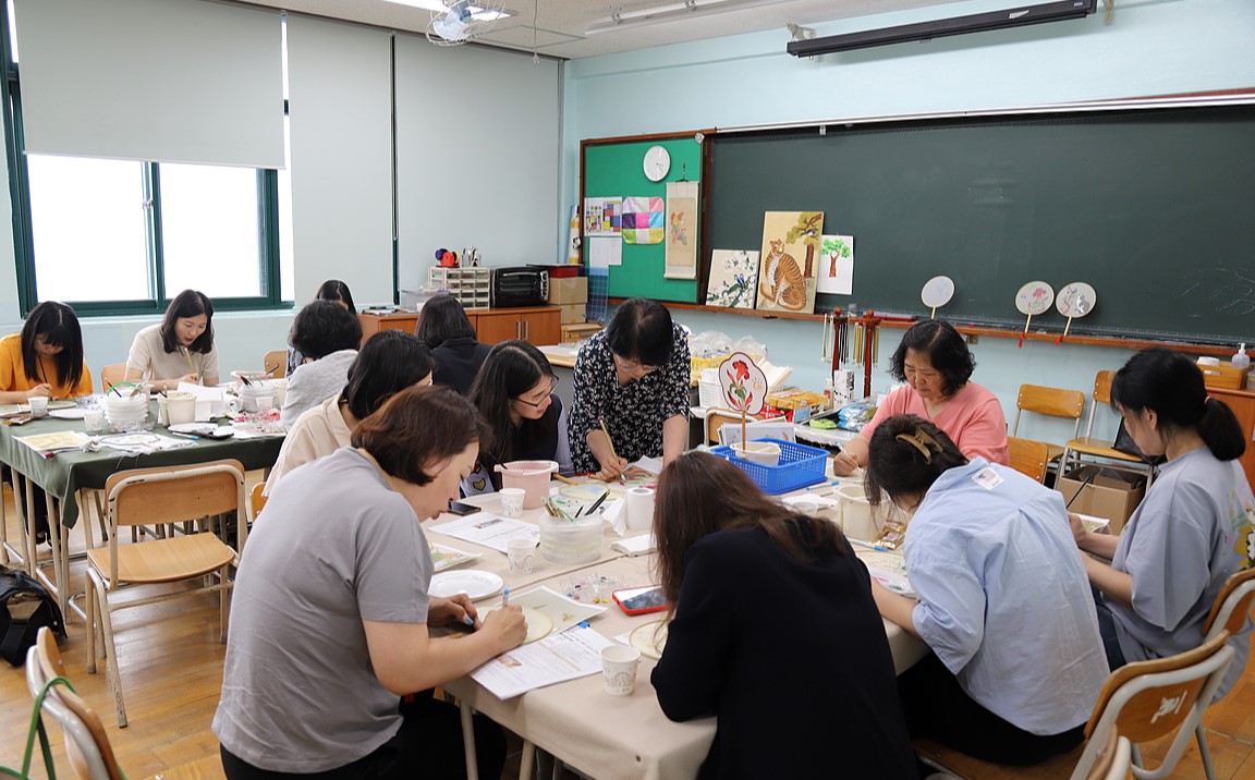 학교예술, 지역을 품다 미래를 열다 2023 예술로 행복한 수업나눔 워크숍1 이미지