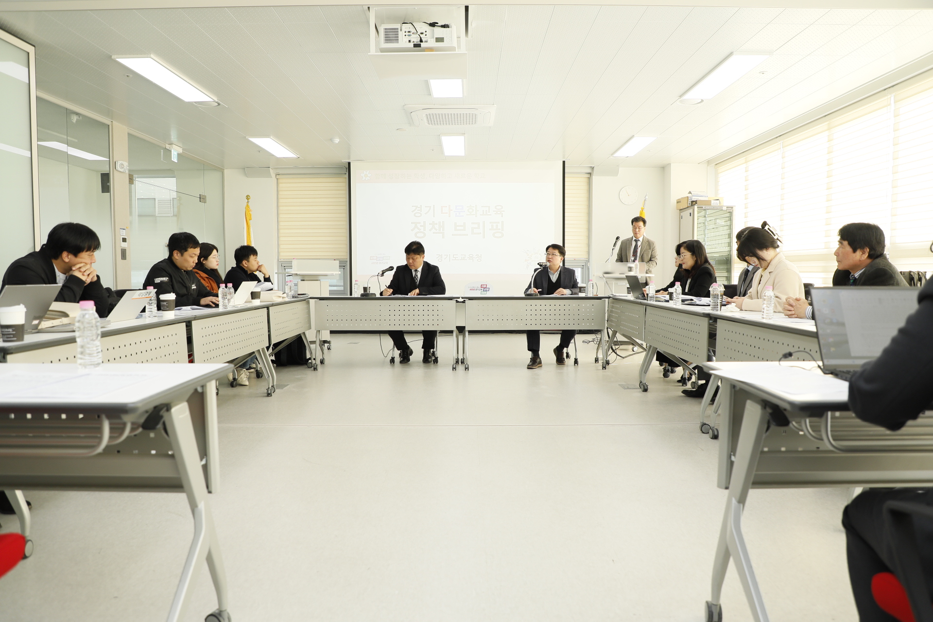 경기 다문화교육 정책 패러다임 전환 문턱과 밀집은 낮추고, 성장은 지원한다1 이미지